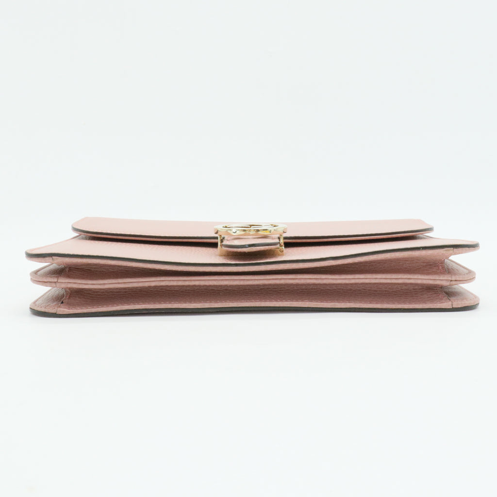 Interlocking Shoulder Bag Leather Medium