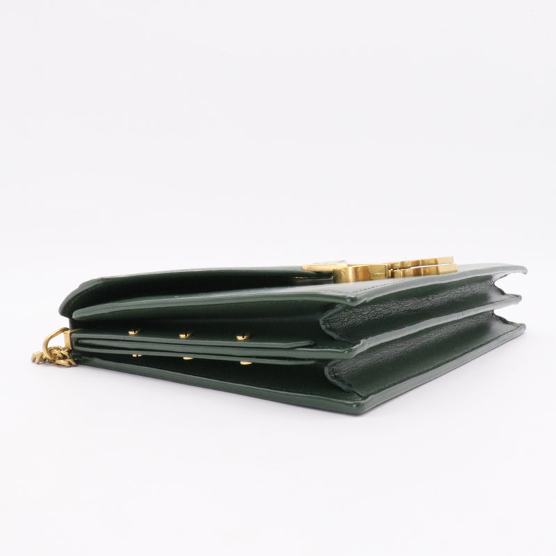 Cassandra Chain Wallet Leather