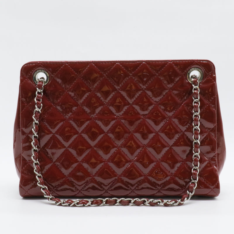 Chic Shopping Tote Quilted Caviar