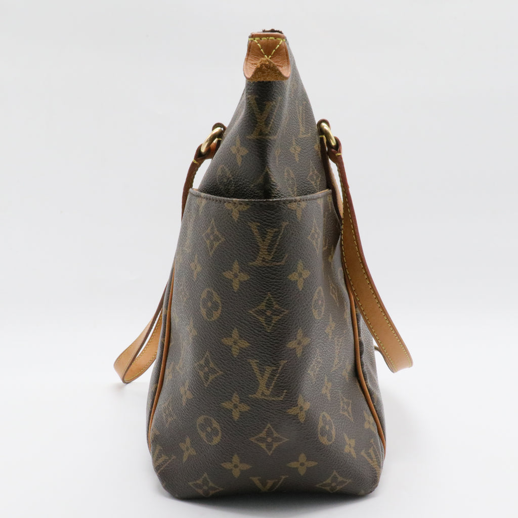 Totally Handbag Monogram Canvas MM