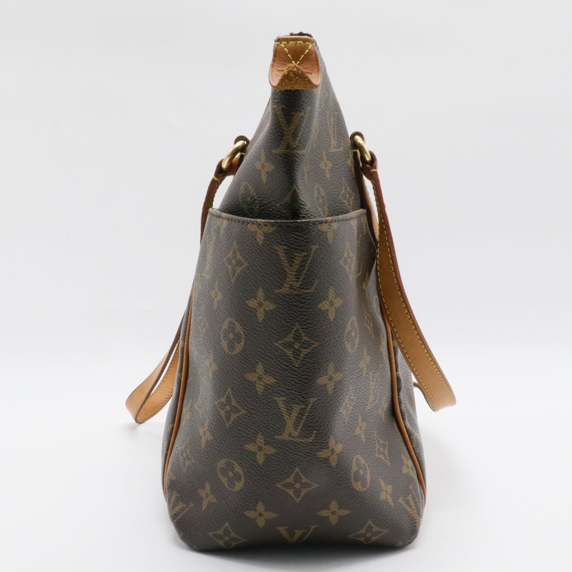 Totally Handbag Monogram Canvas MM