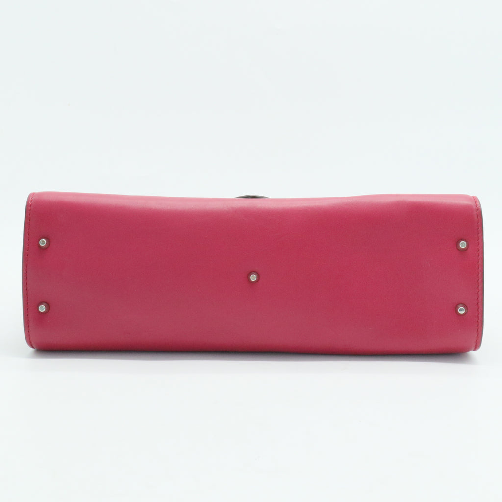Interlocking Shoulder Bag Leather Medium