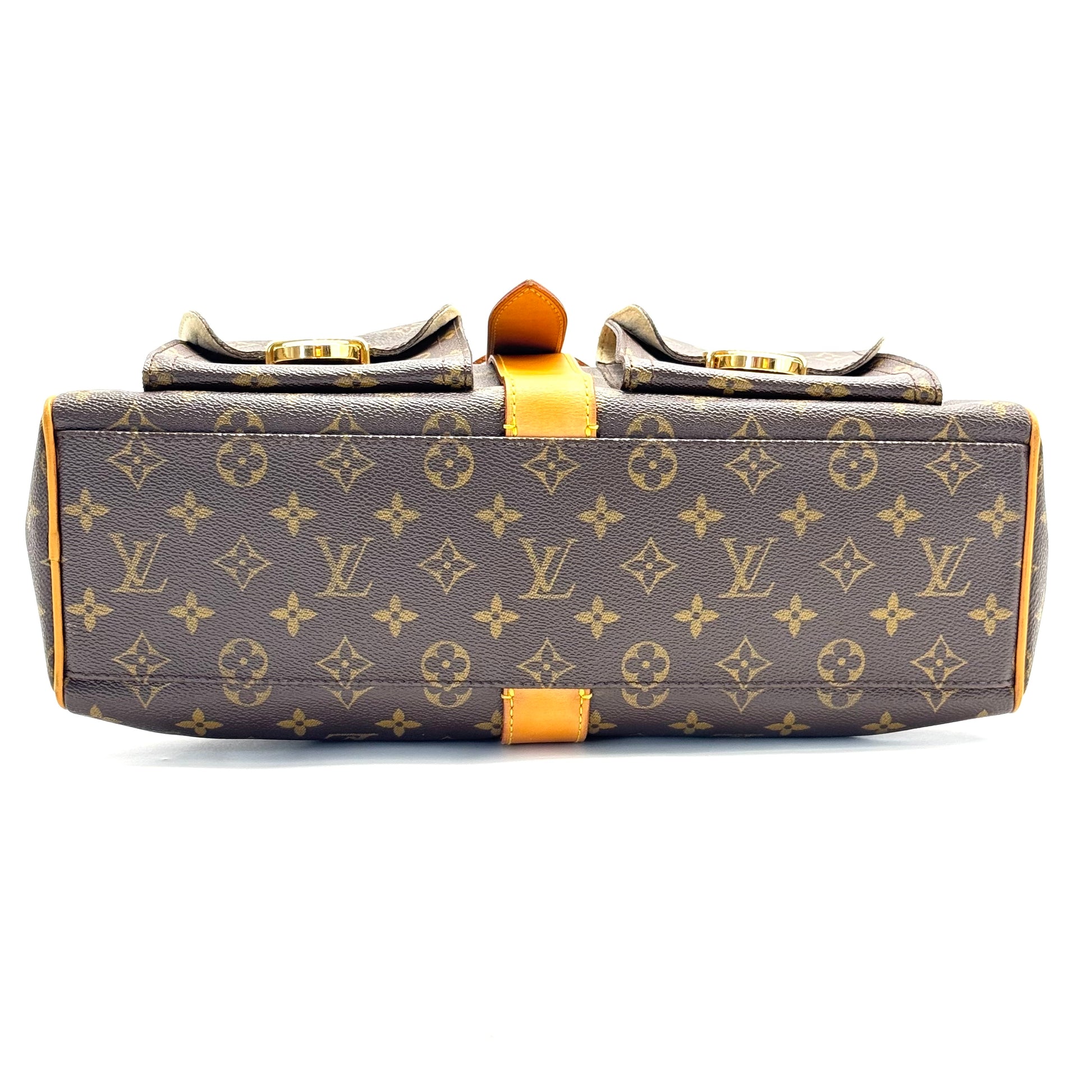 Manhattan Handbag Monogram Canvas