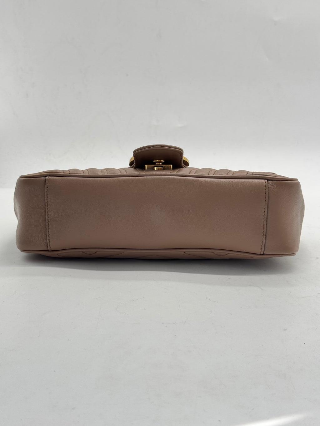 GG Marmont Flap Bag Matelasse Leather Small