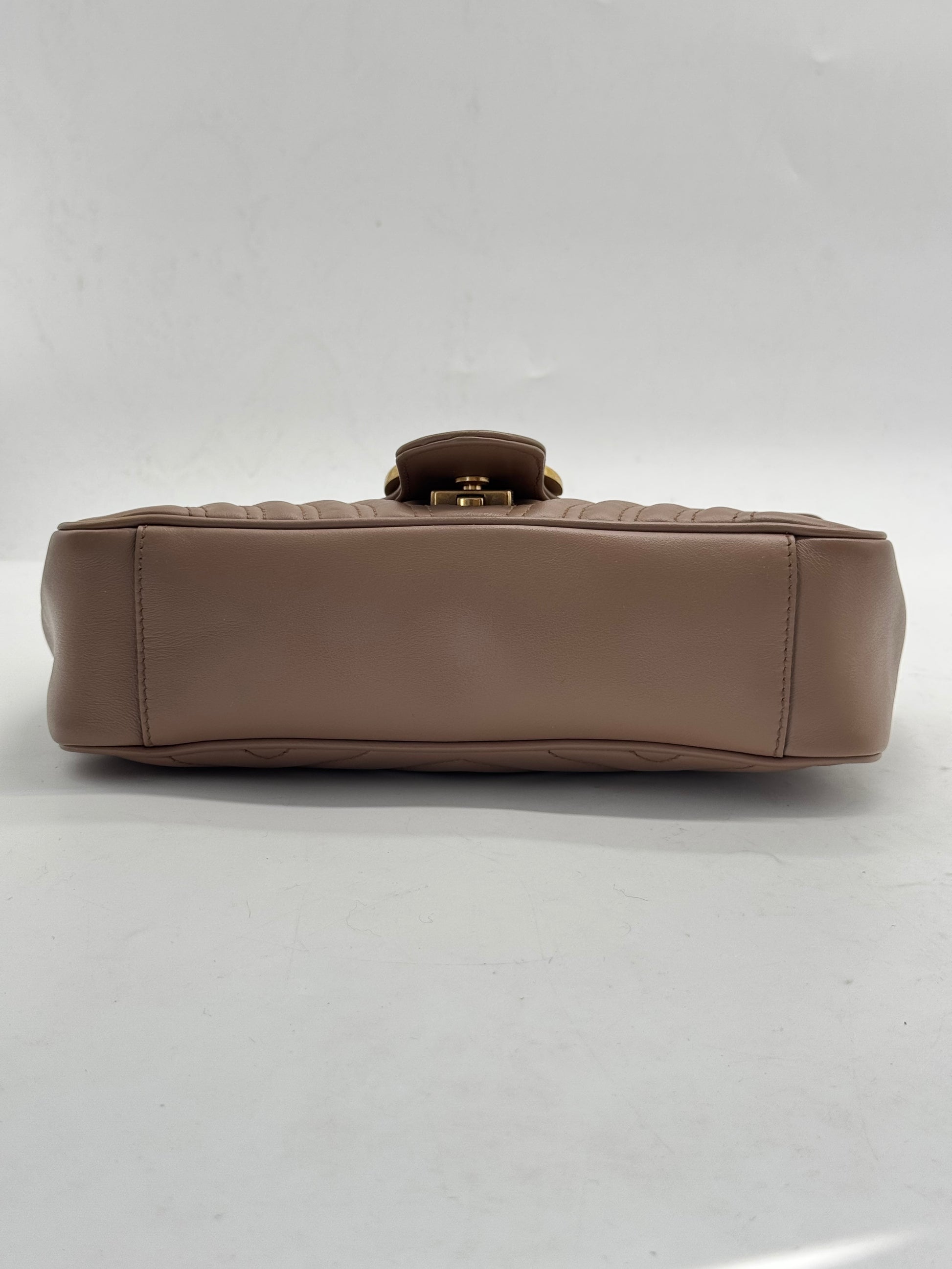 GG Marmont Flap Bag Matelasse Leather Small