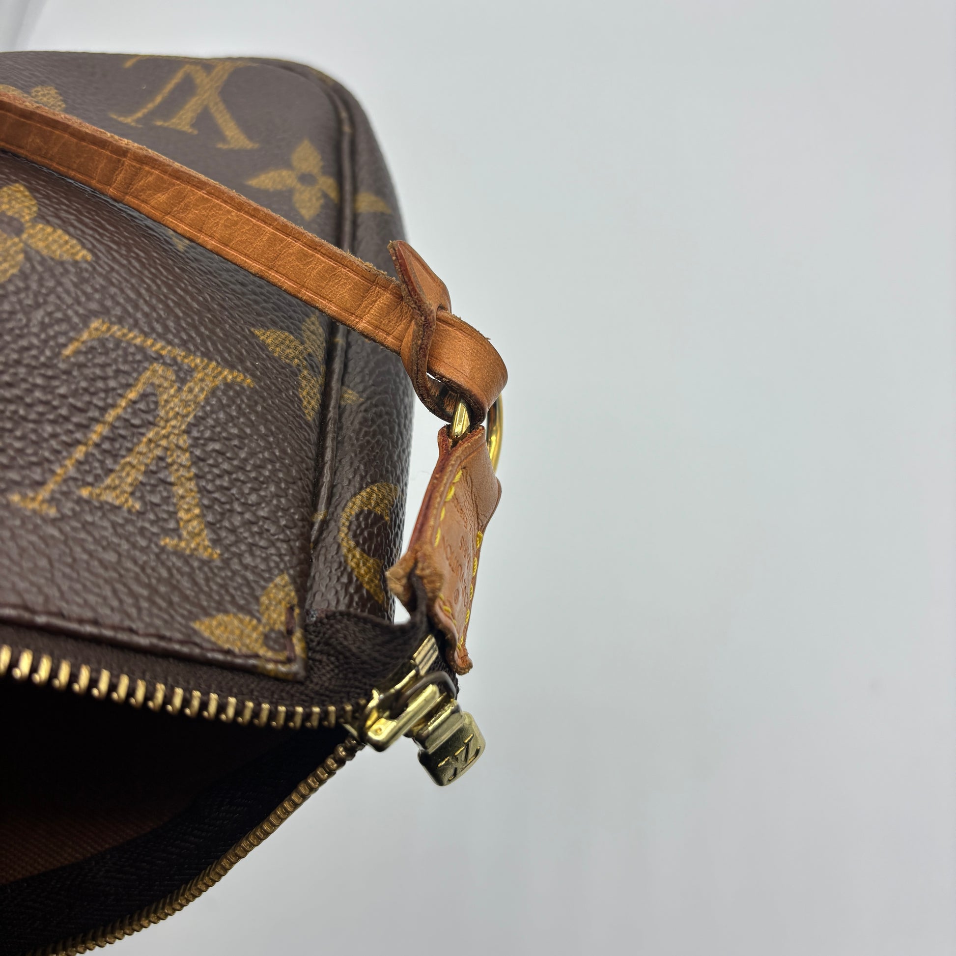 Pochette Accessoires Monogram Canvas