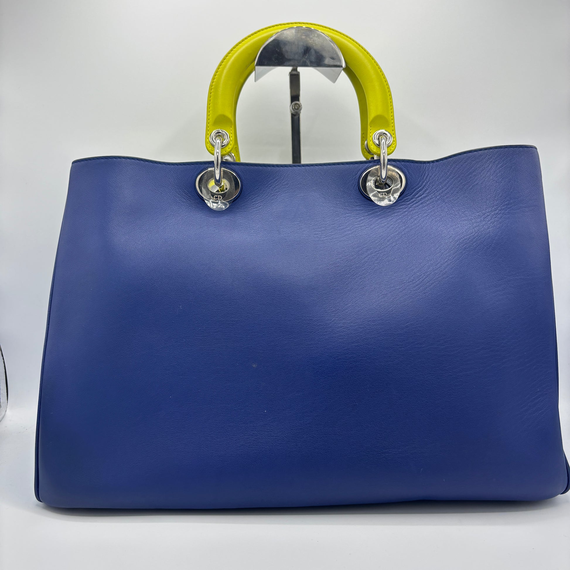 Diorissimo Tote Smooth Calfskin Medium Tri