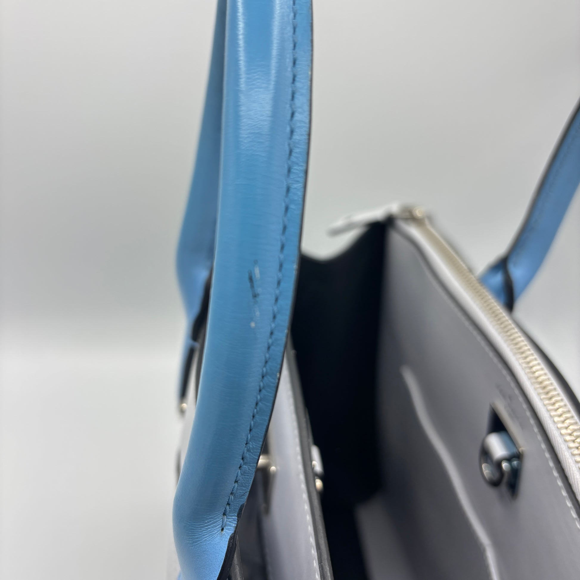 City Steamer Handbag Leather MM
