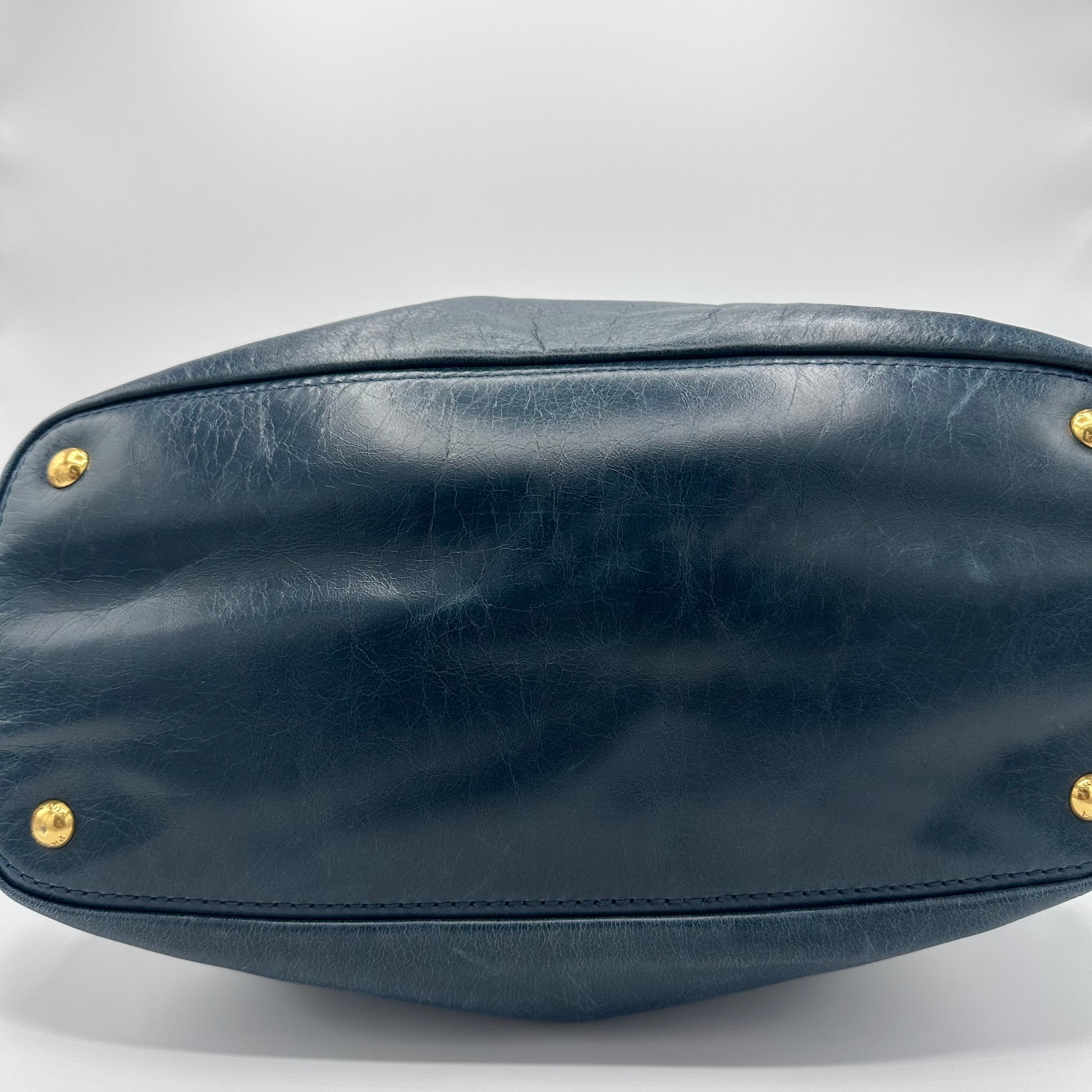 Vitello Shine Hobo Denim