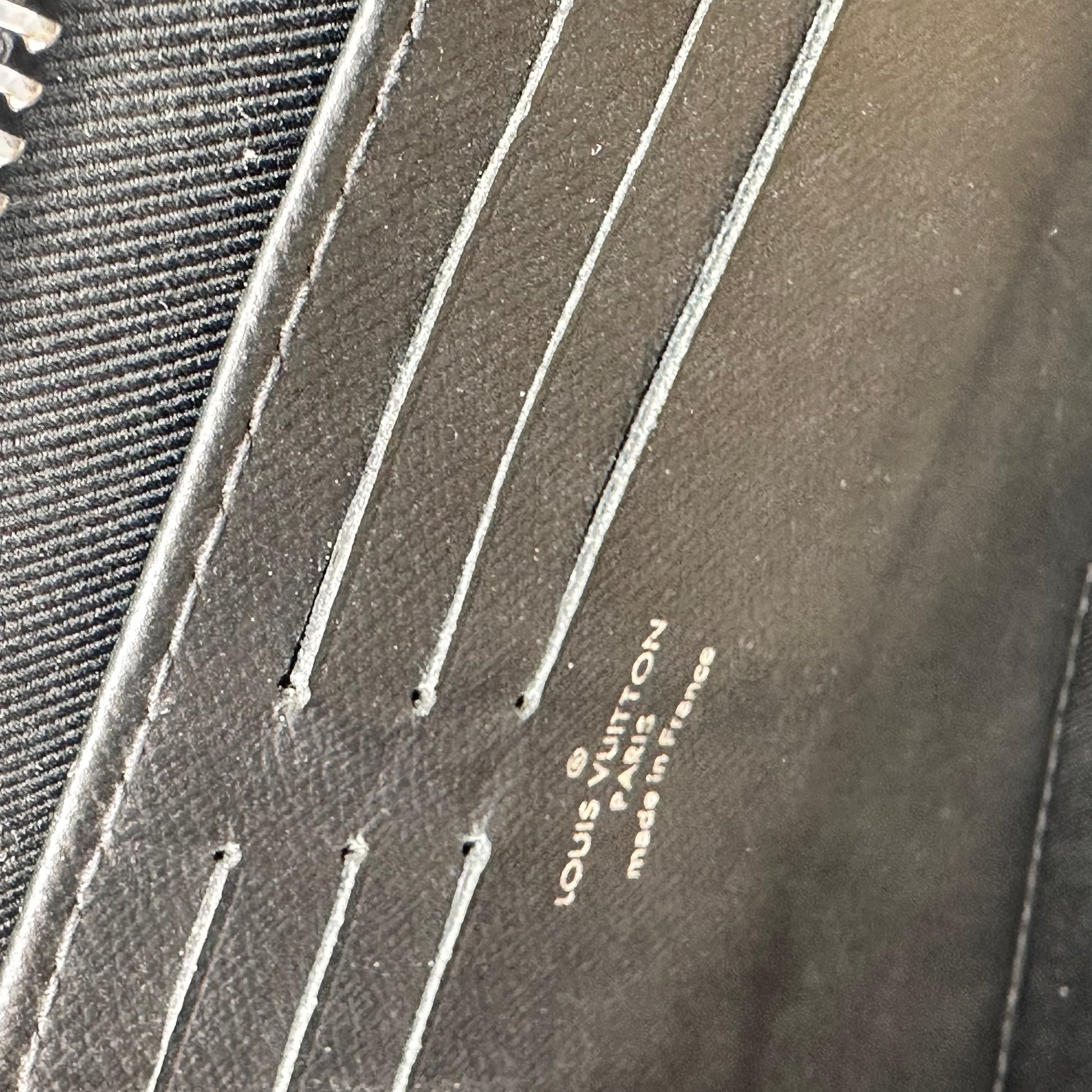 Louis Vuitton Pochette Voyage Damier Graphite GM Black