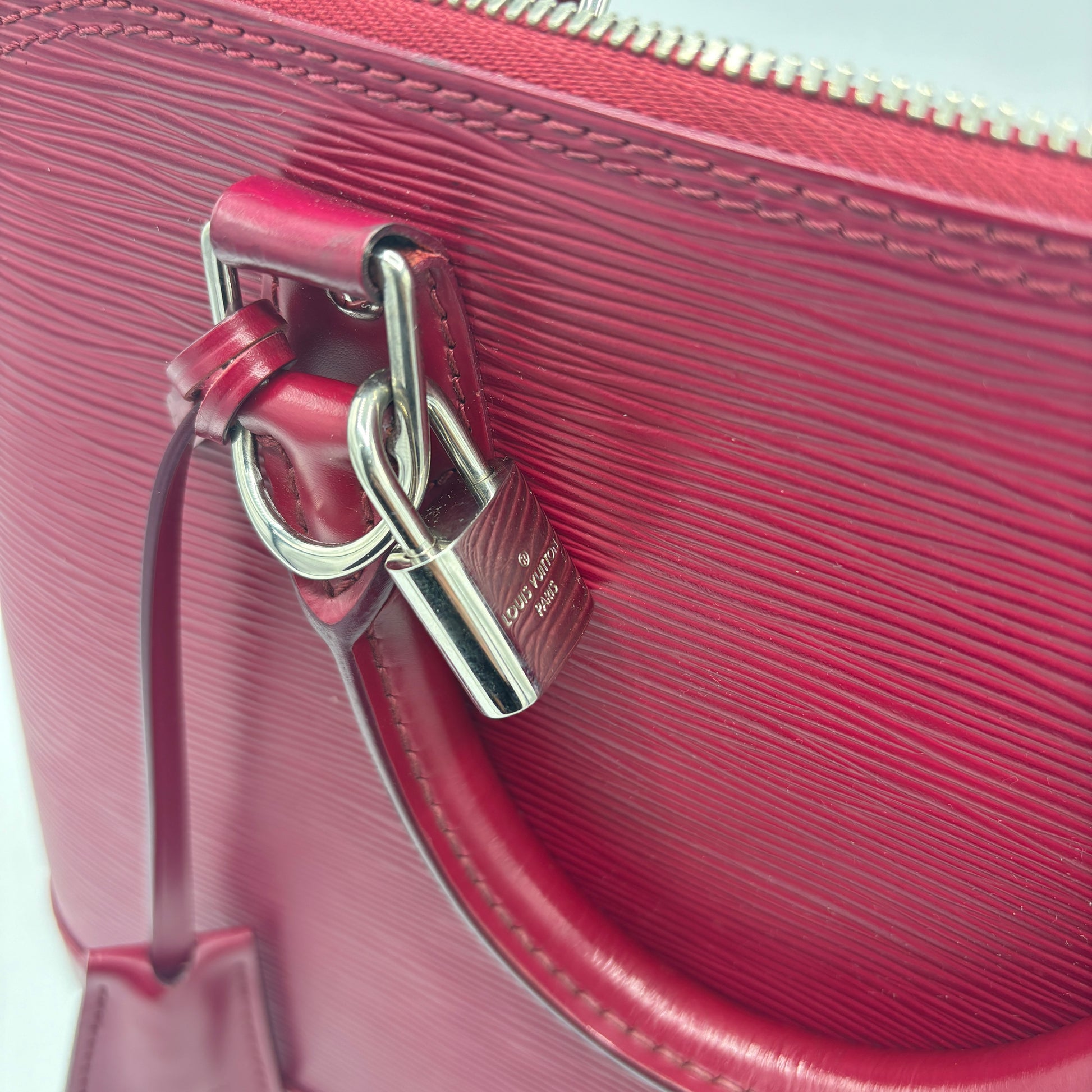 Alma Hangdbag PM Epi Leather
