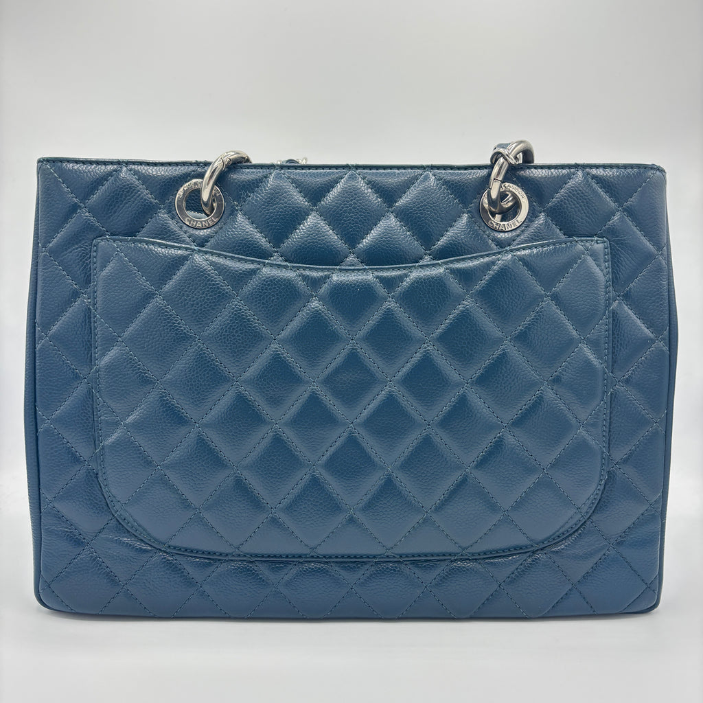 Grand Shopping Tote Quilted Caviar