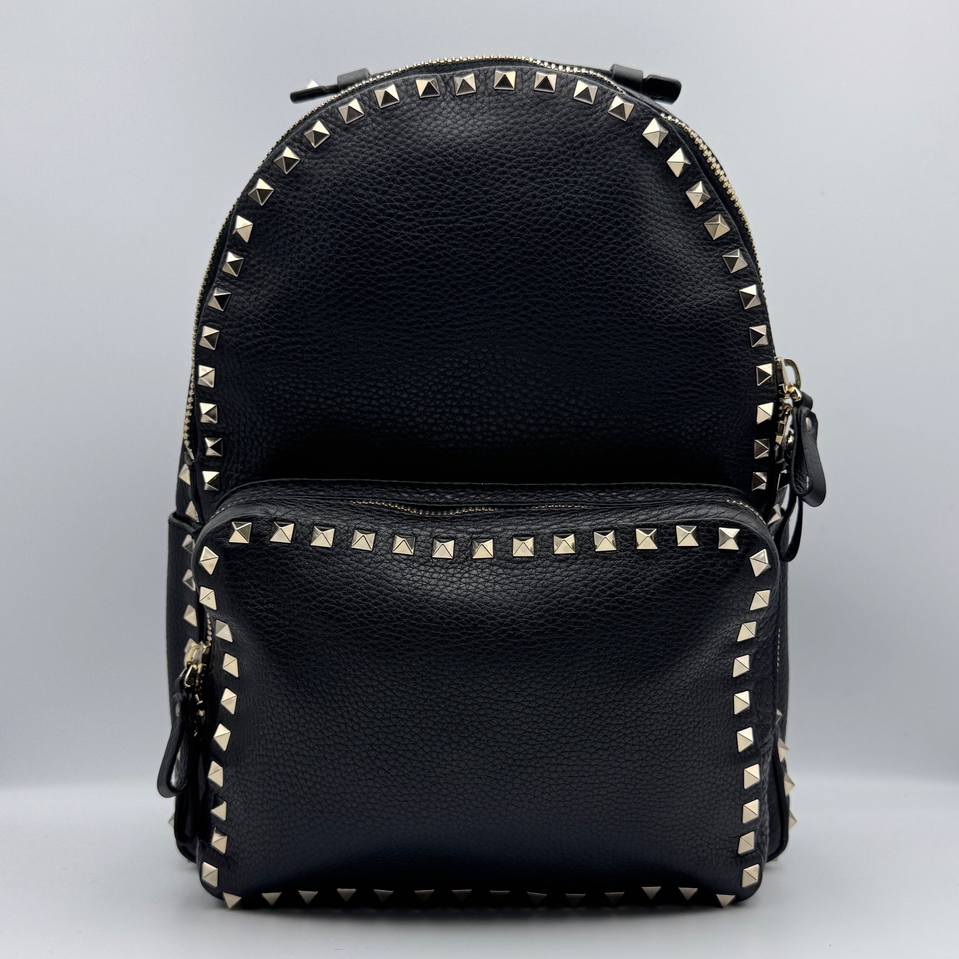 Grained Calfskin Medium Rockstud Backpack Black NJ