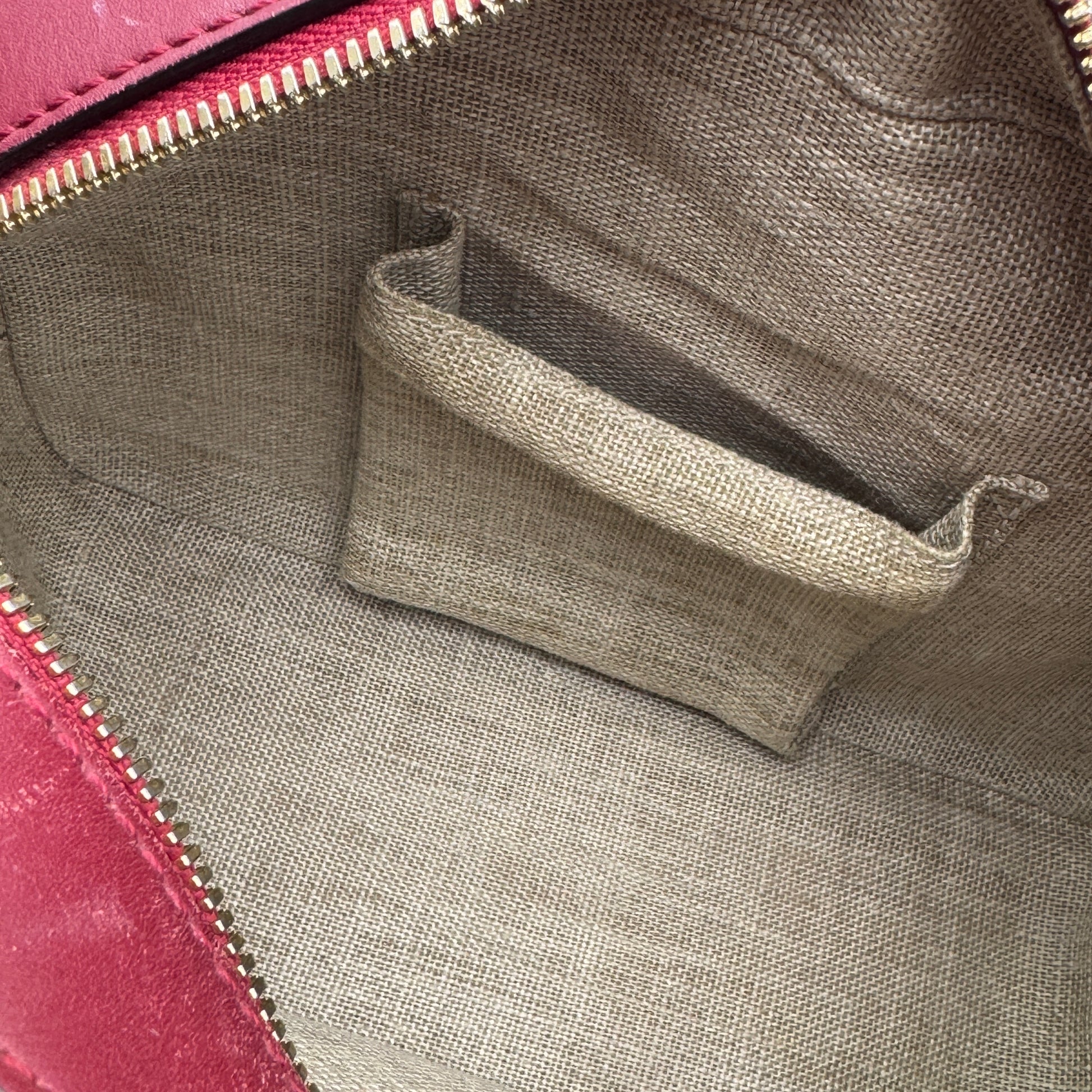 Red Microguccissima Leather Boston Bag NJ