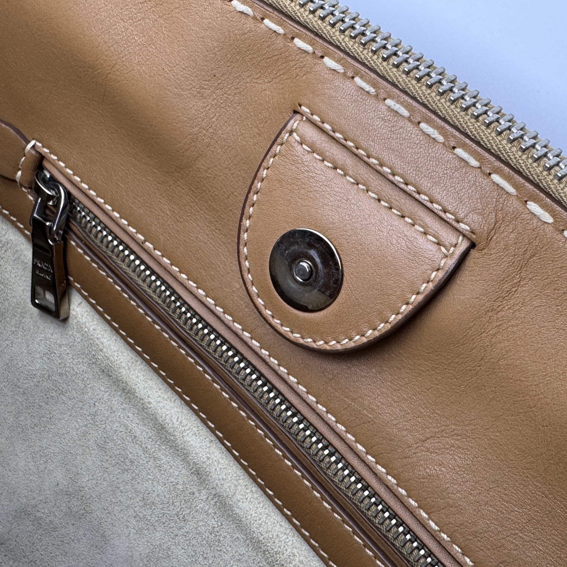 City Calf Small Hand Stitched Galleria Double Zip Tote Caramel NJ