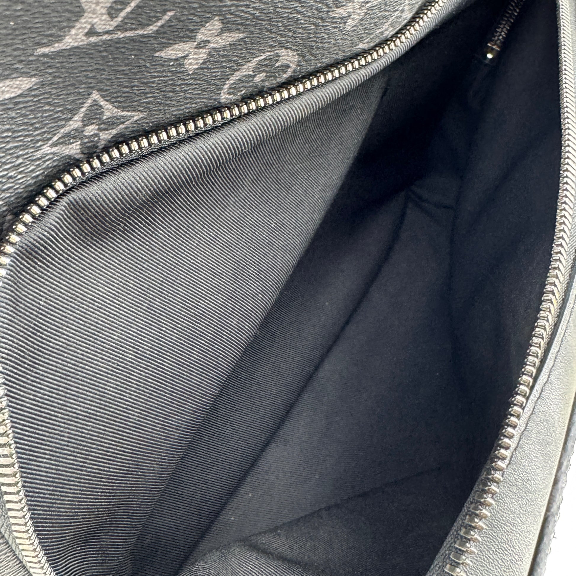 Monogram Eclipse Discovery Backpack PM NJ