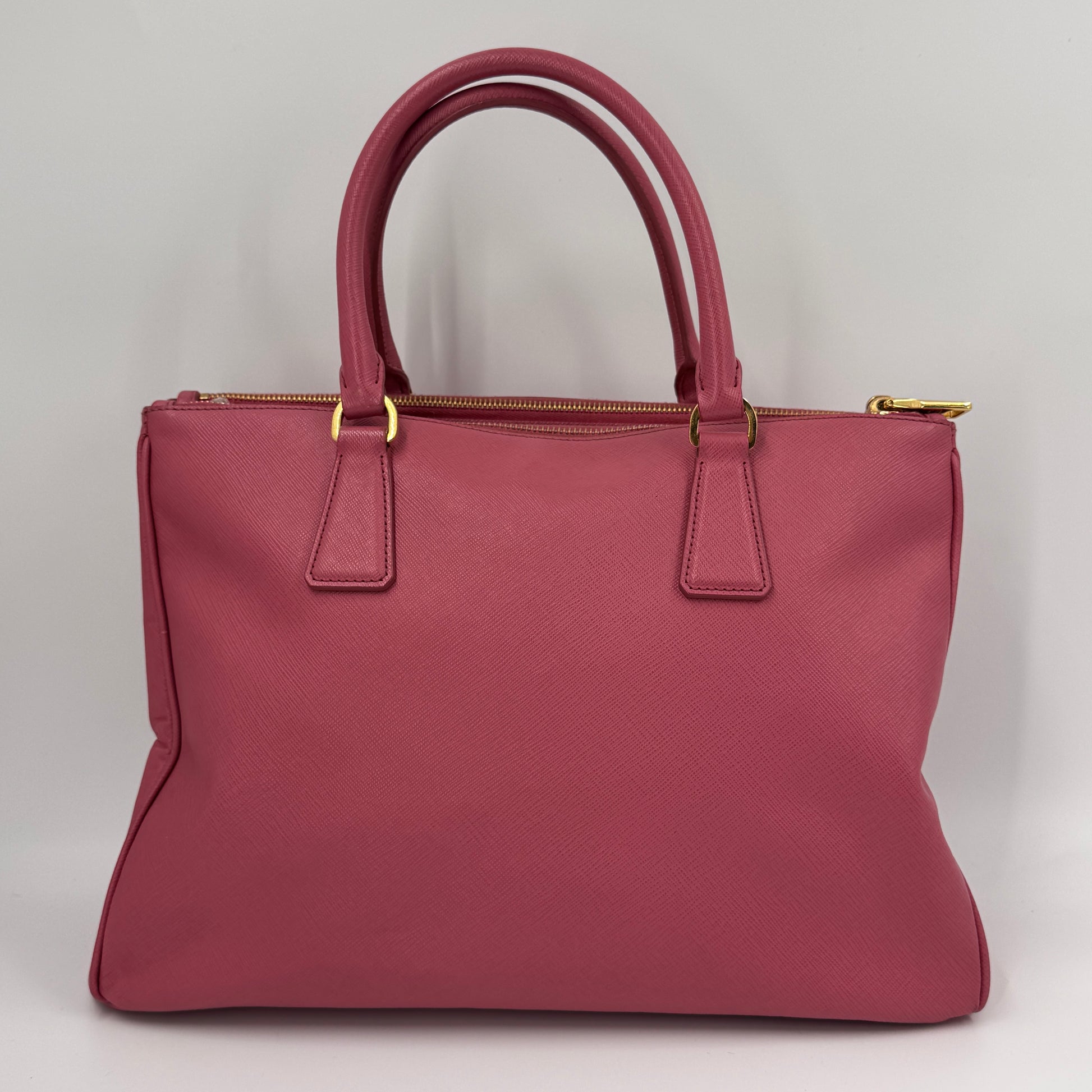 Large Saffiano Lux Galleria Double Zip Tote NJ