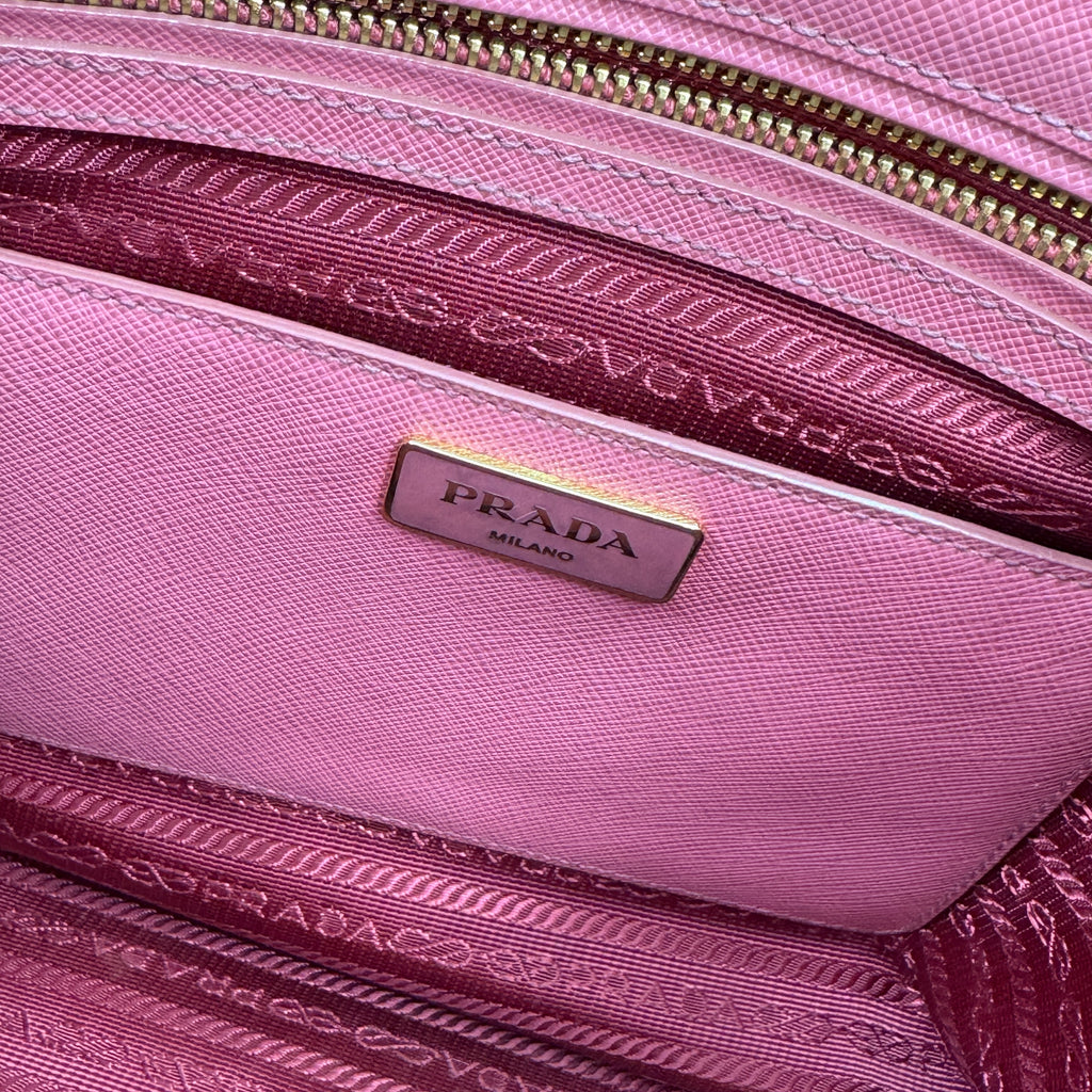Large Saffiano Lux Galleria Double Zip Tote NJ