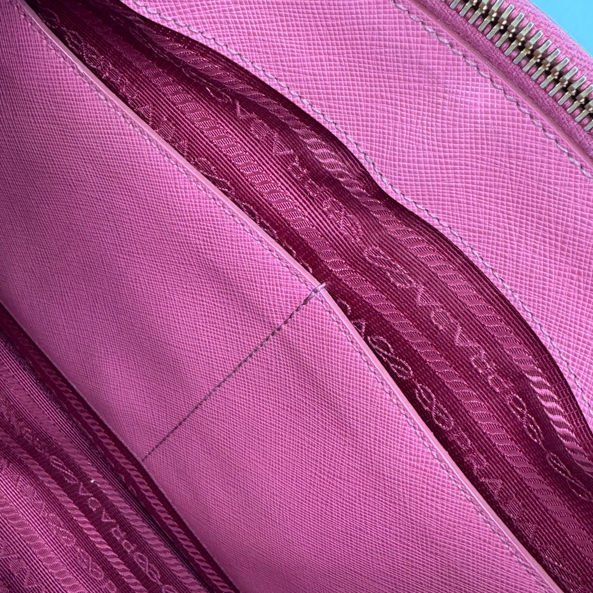 Large Saffiano Lux Galleria Double Zip Tote NJ