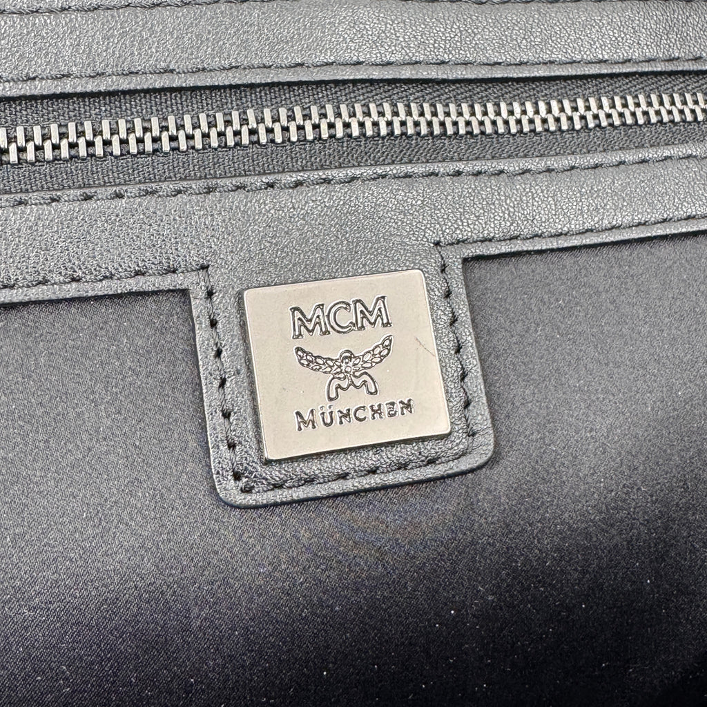 Calfskin Medium Studded Backpack Black NJ