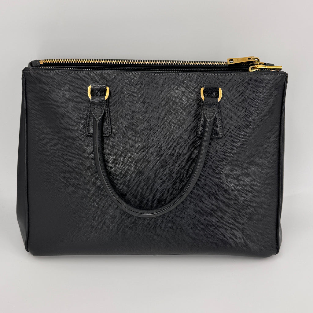 Saffiano Lux Leather Galleria Double Zip Medium NJ