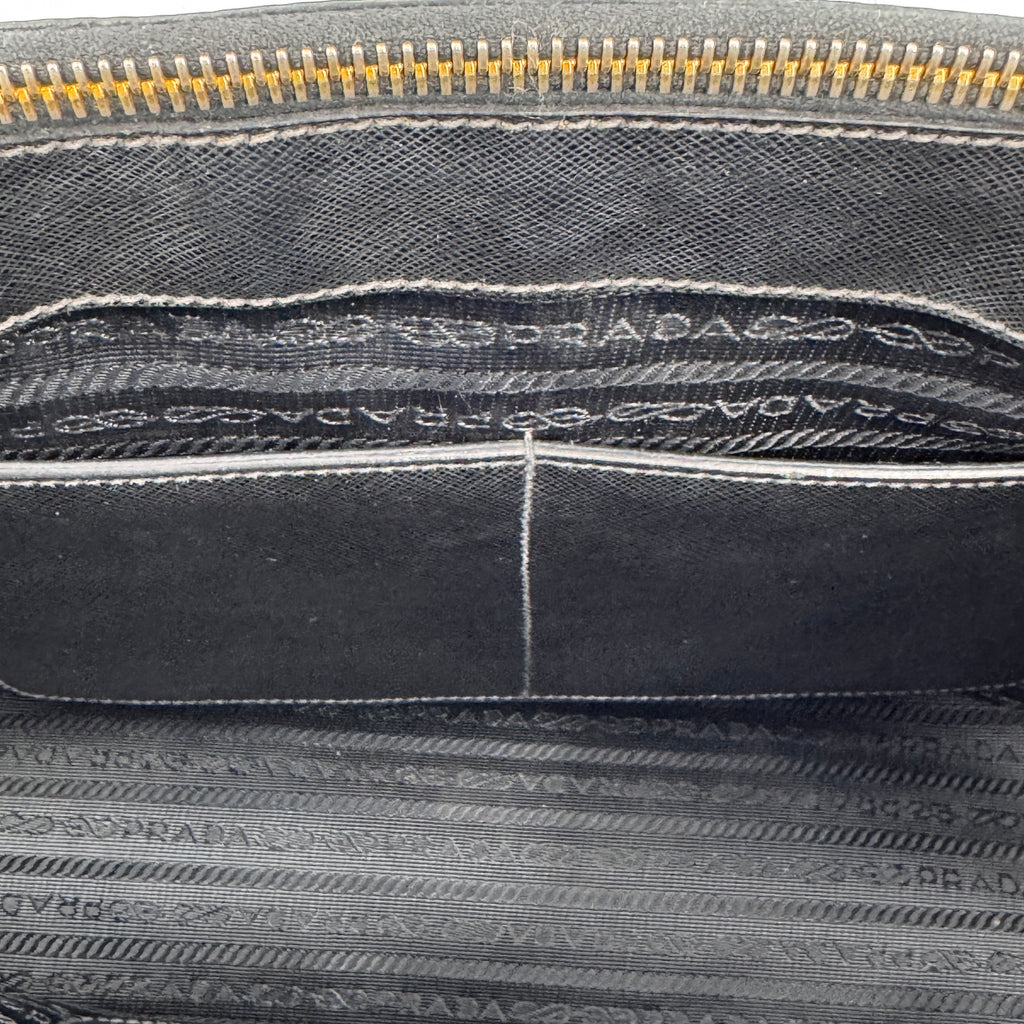 Saffiano Lux Leather Galleria Double Zip Medium NJ