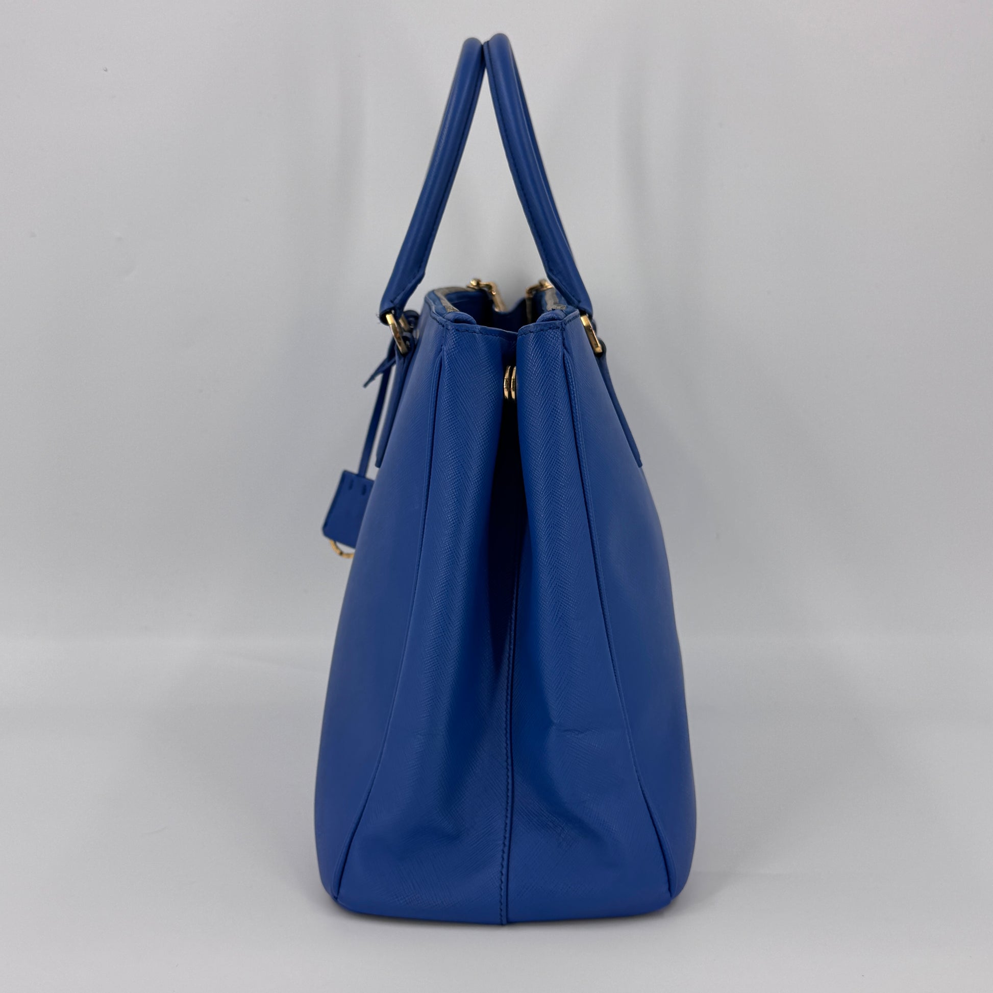Saffiano Lux Leather Galleria Double Zip Large NJ