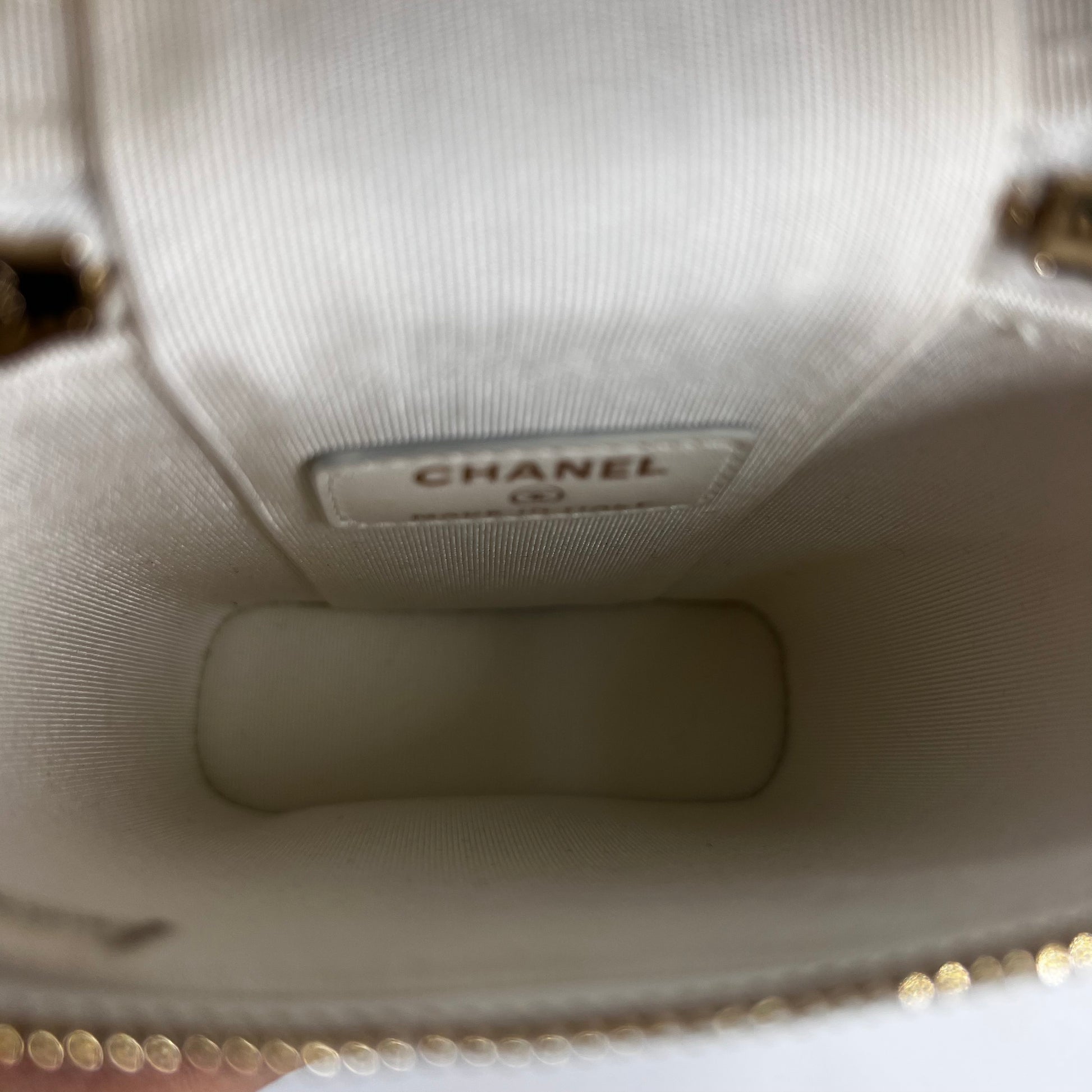 Classic Vanity Phone Holder with Chain Quilted Caviar Twins