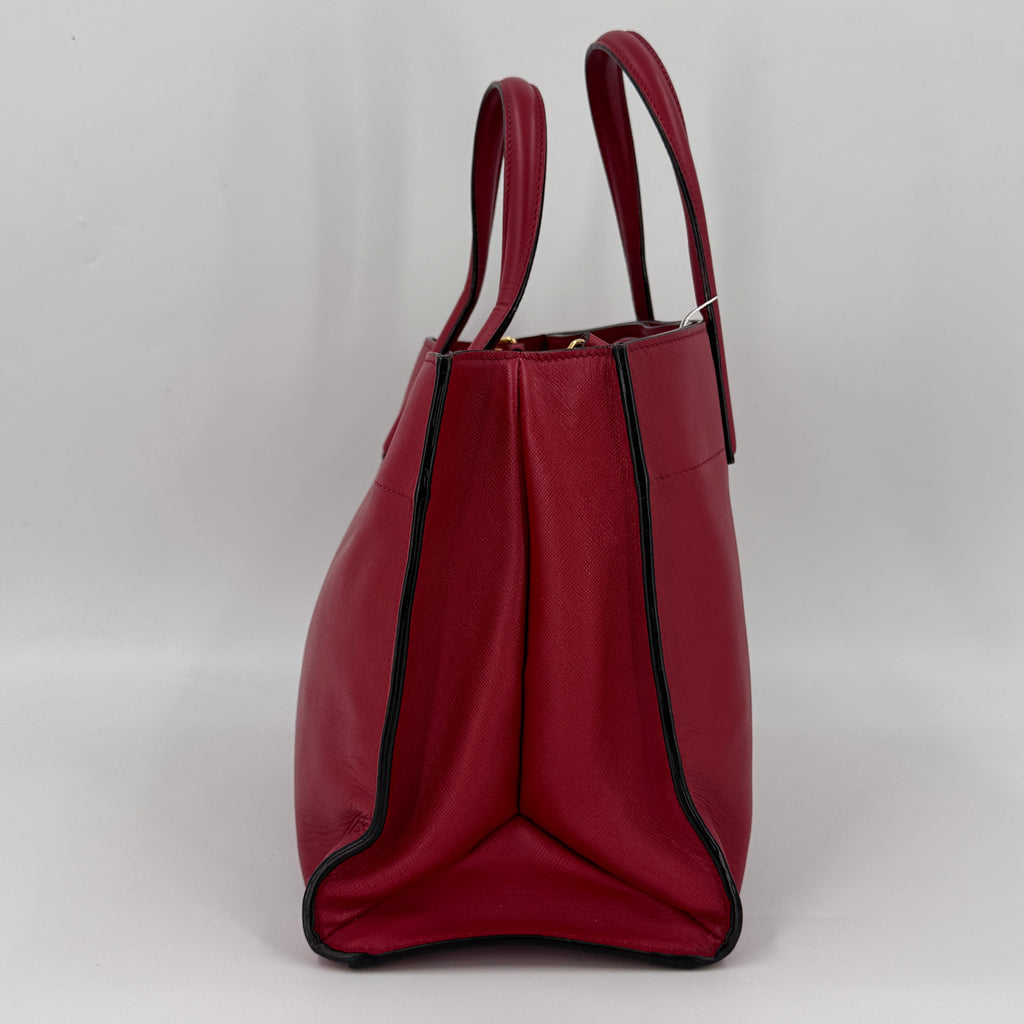 Saffiano Soft Triple Pocket Tote Rosso NJ