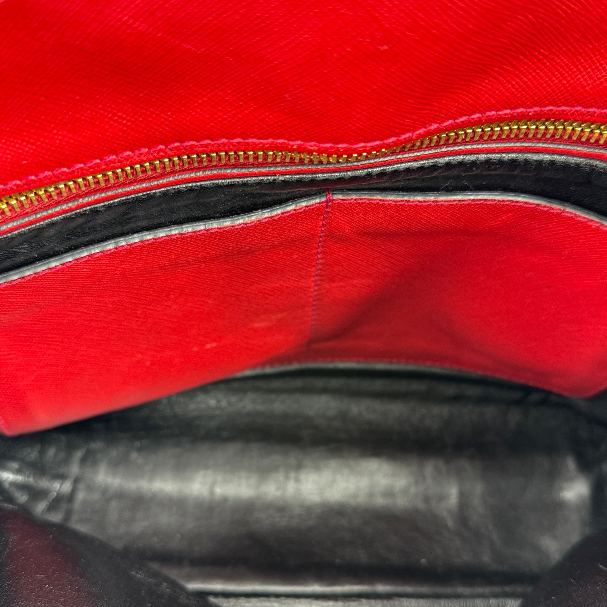 Saffiano Soft Triple Pocket Tote Rosso NJ