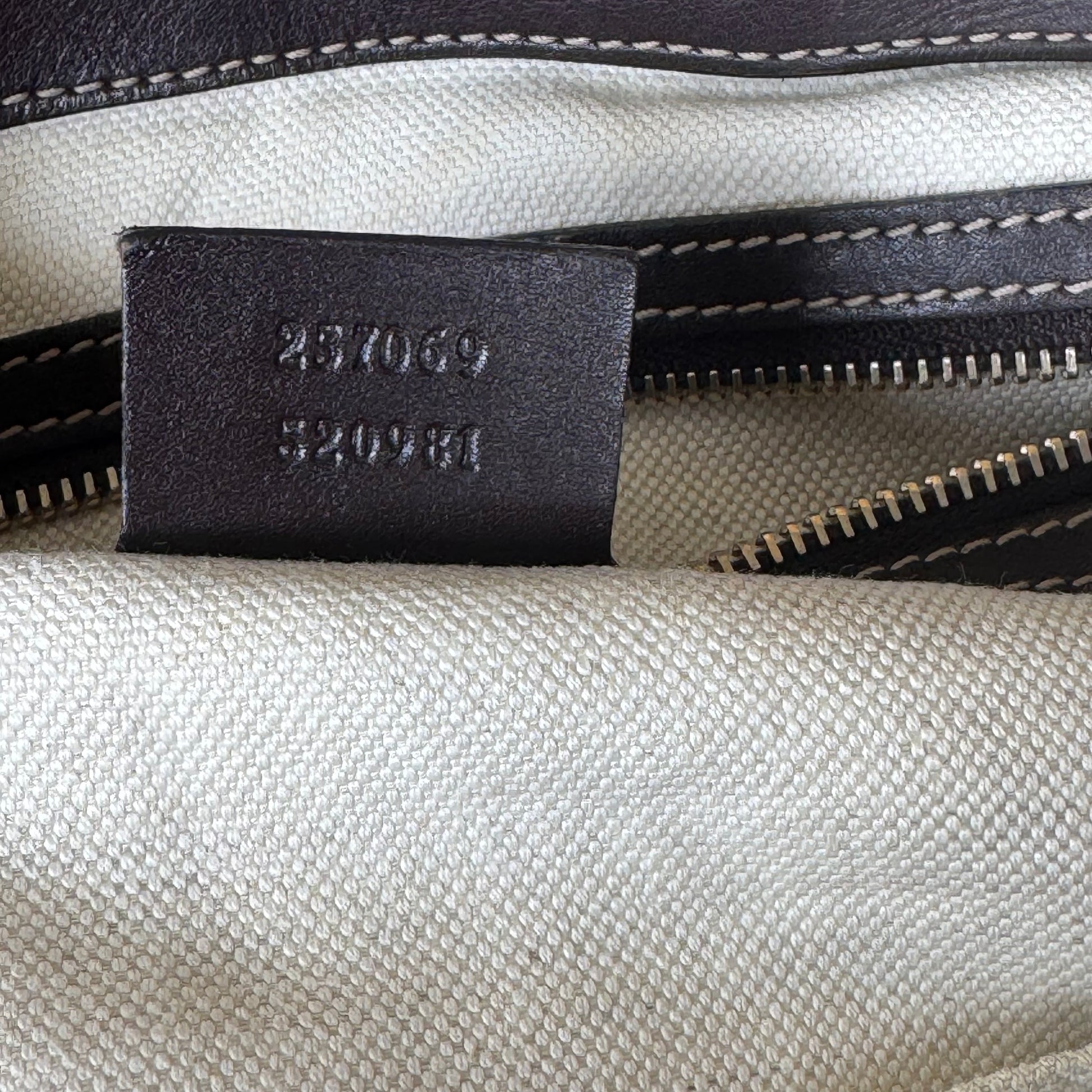 GG Canvas lovely