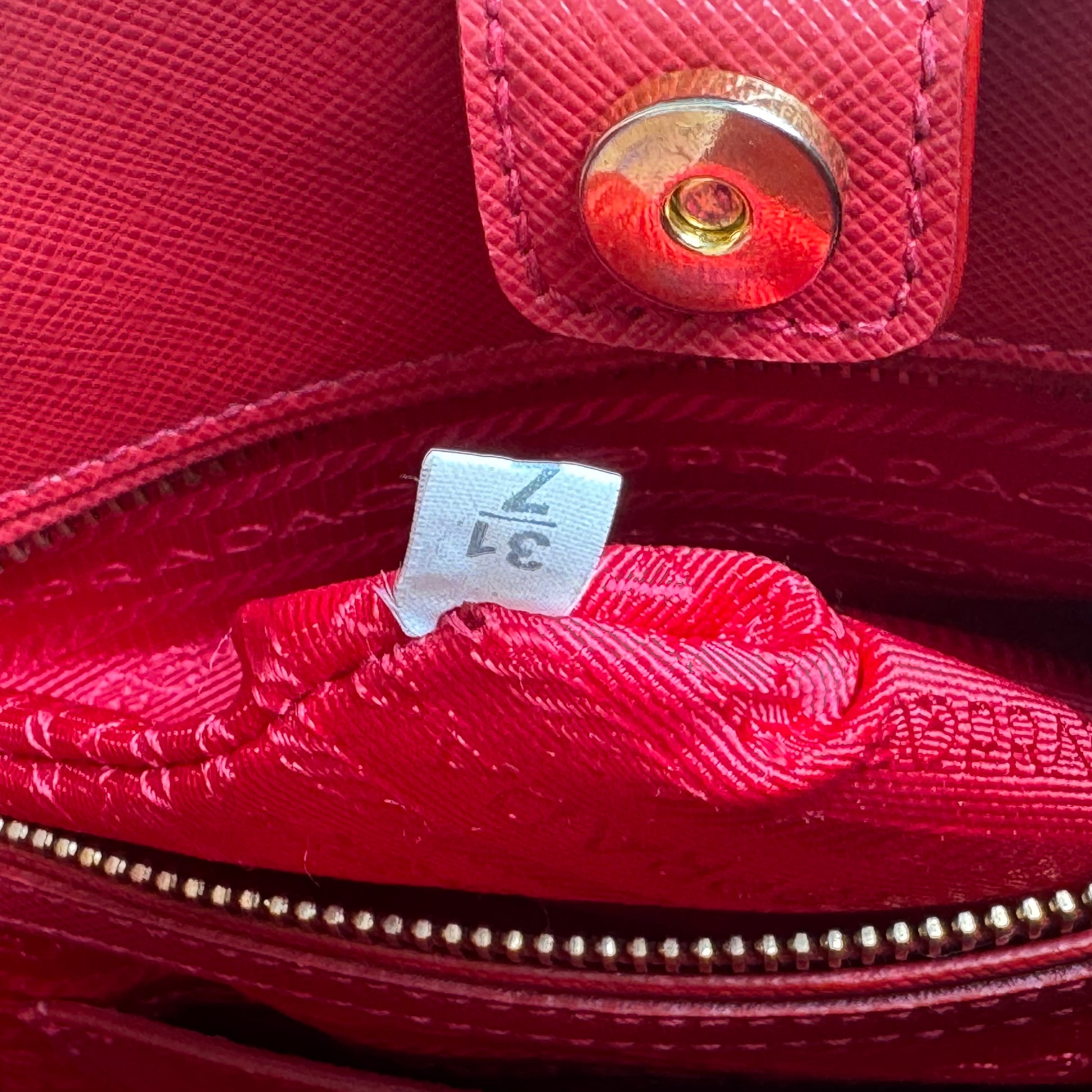 Open Promenade Bag Vernice Saffiano Leather Medium