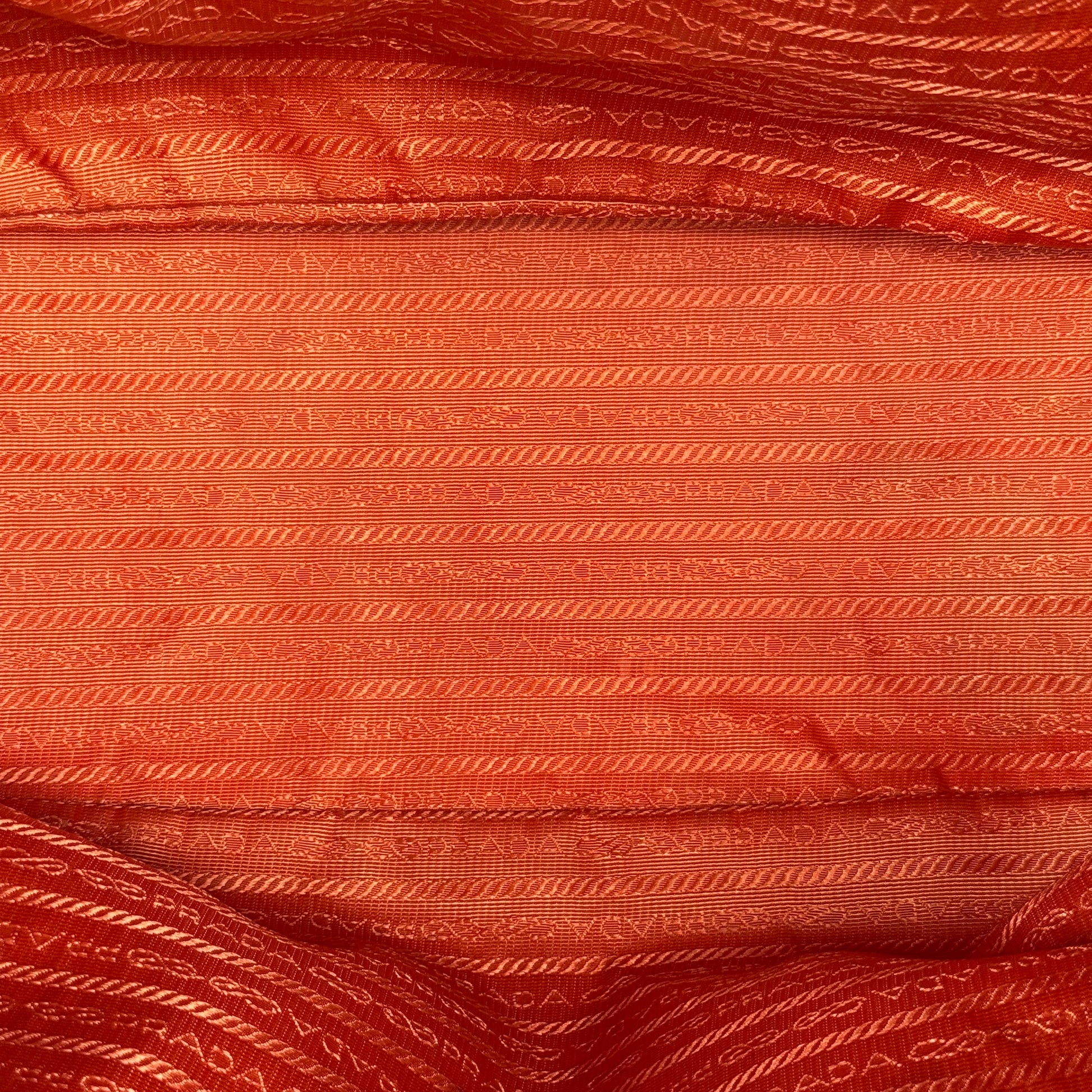 Rolled Hobo Vitello Daino Large