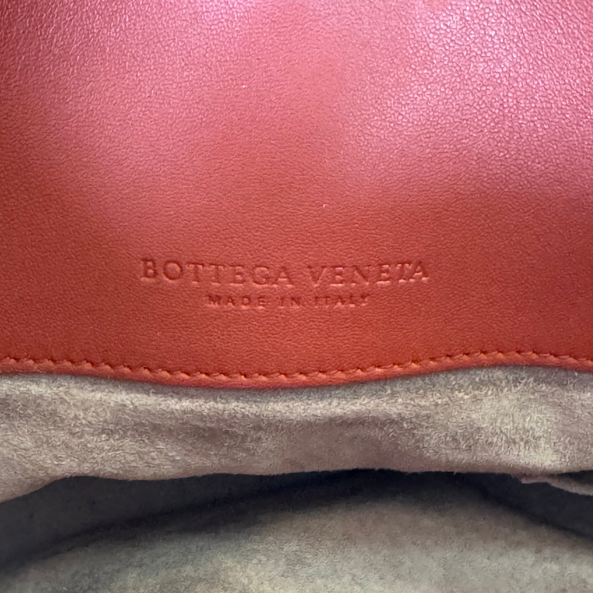Milano Tote Intrecciato Nappa Large