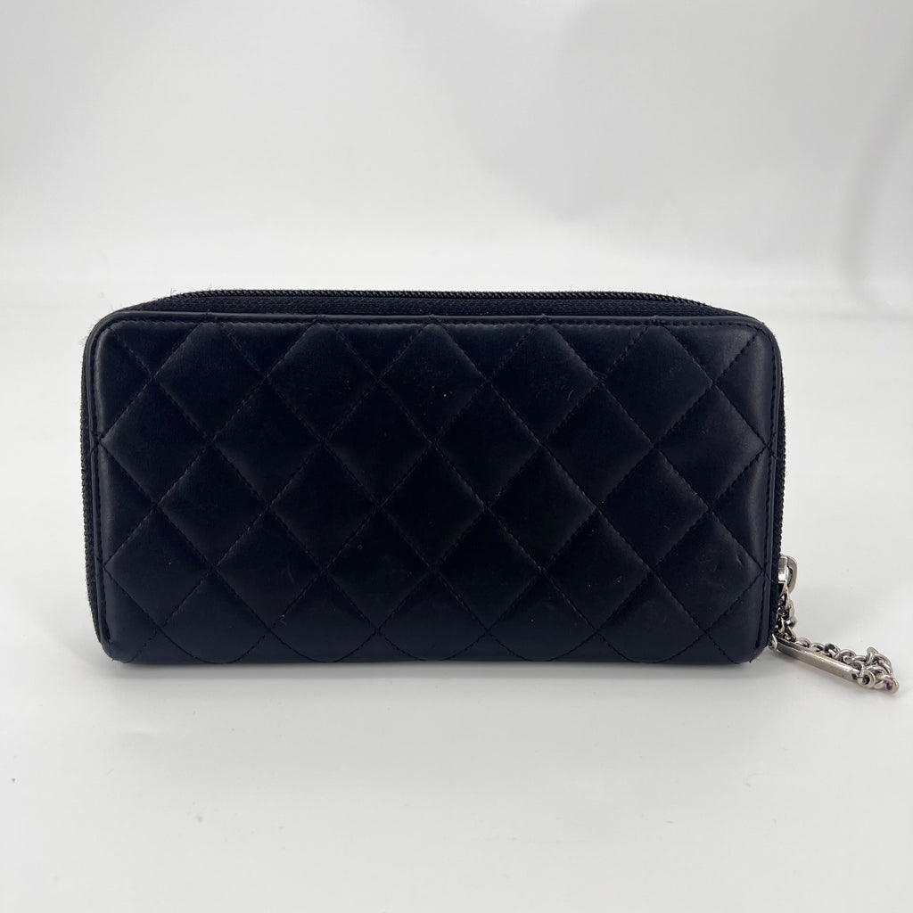 Interlocking CC Logo Continental Wallet - twins