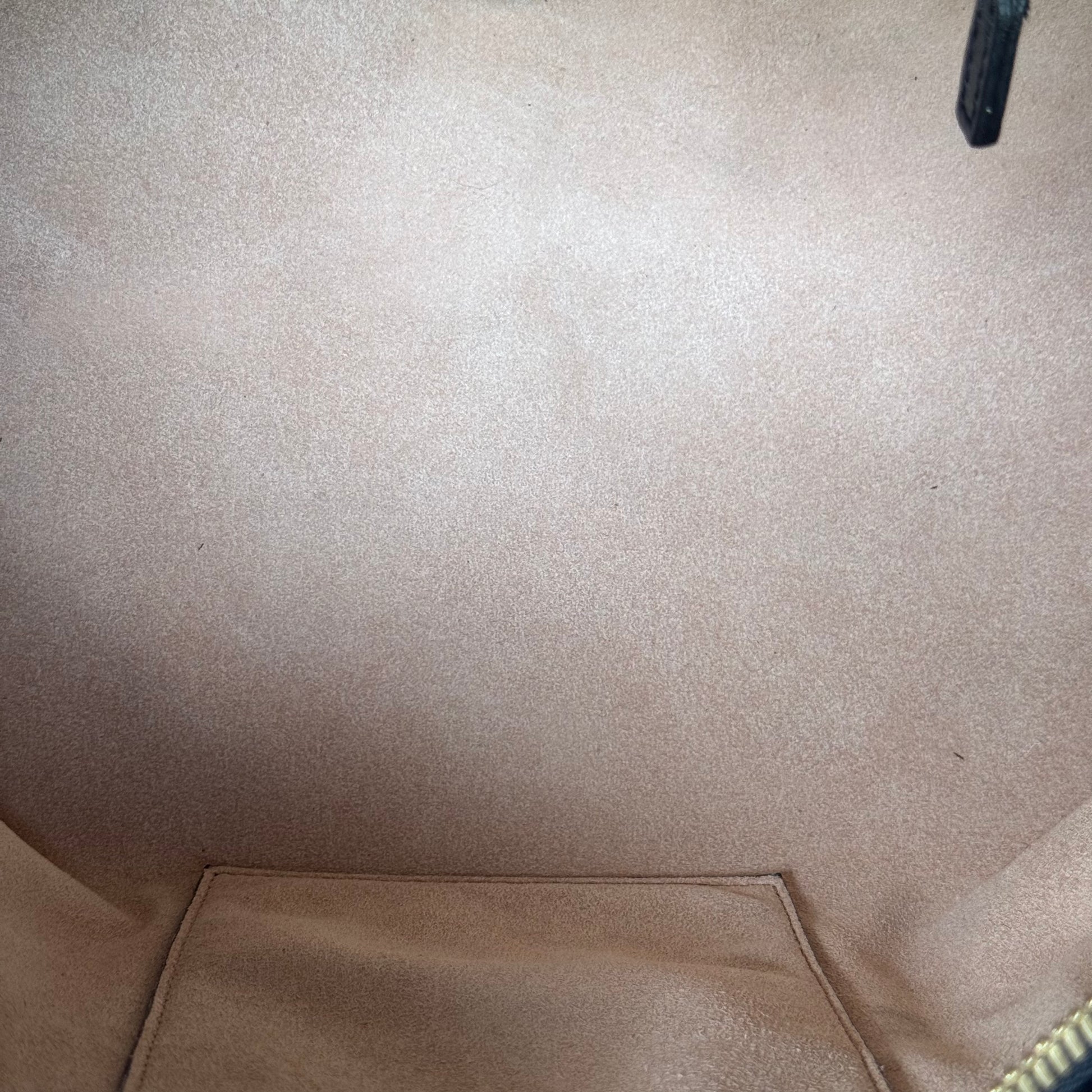 Signature Boston Bag Guccissima Leather Medium