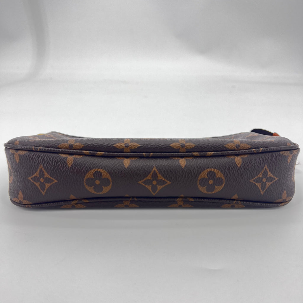 Pochette Accessoires Monogram Canvas Twins