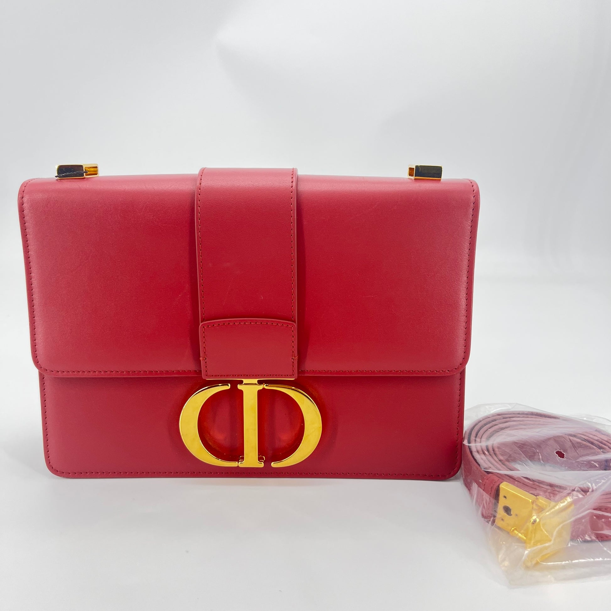 30 Montaigne Flap Bag Gradient Leather - twins