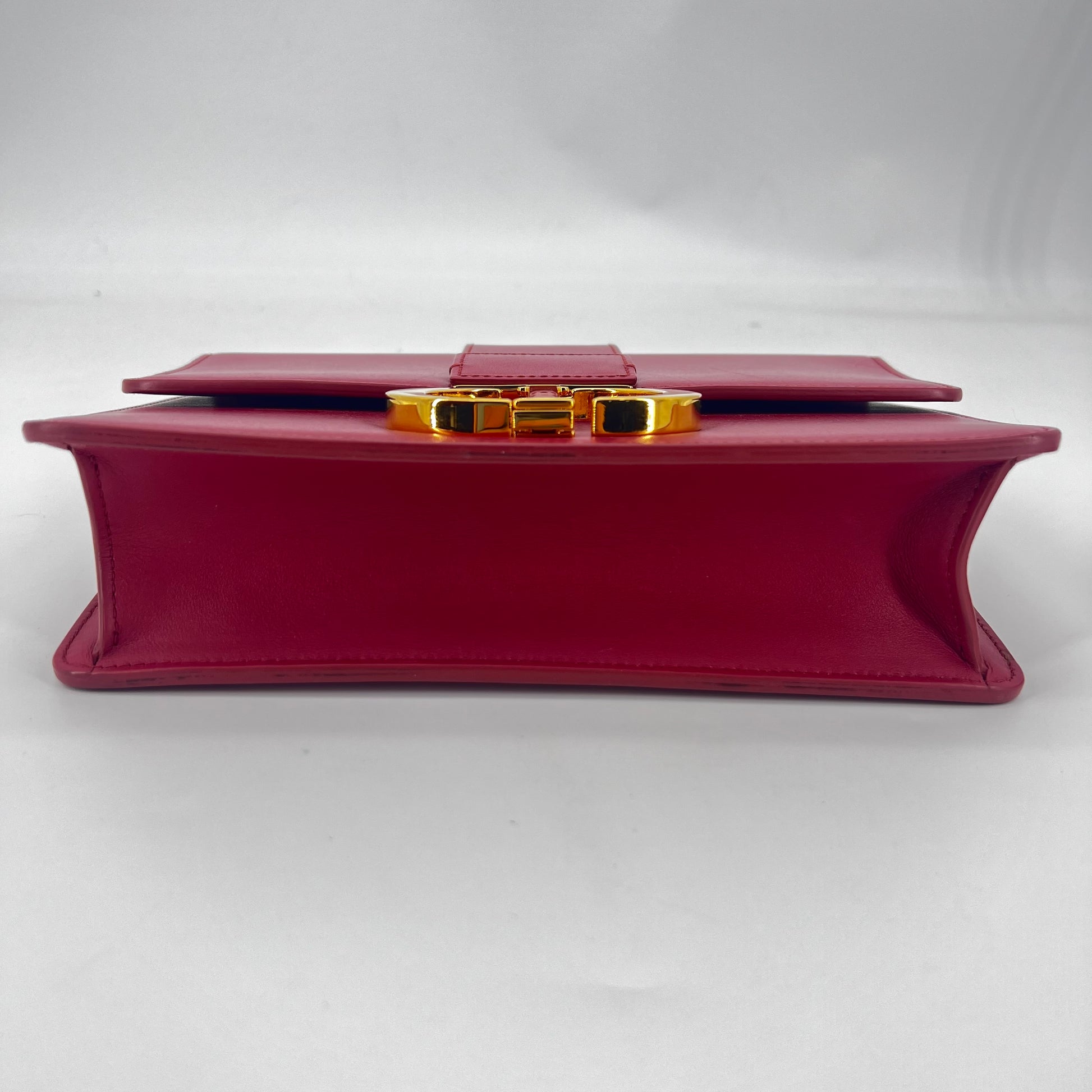30 Montaigne Flap Bag Gradient Leather - twins