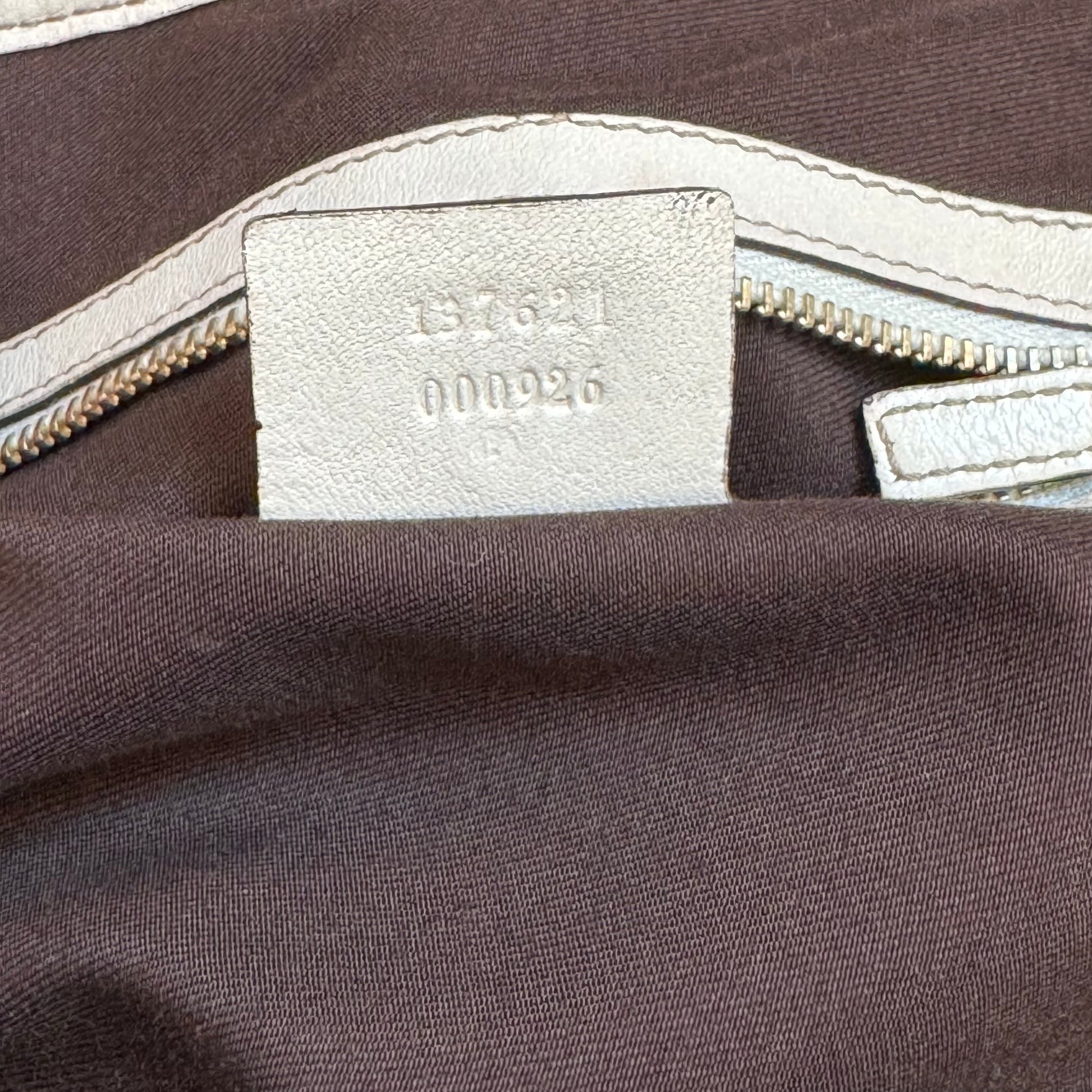 GG Canvas Pelham
