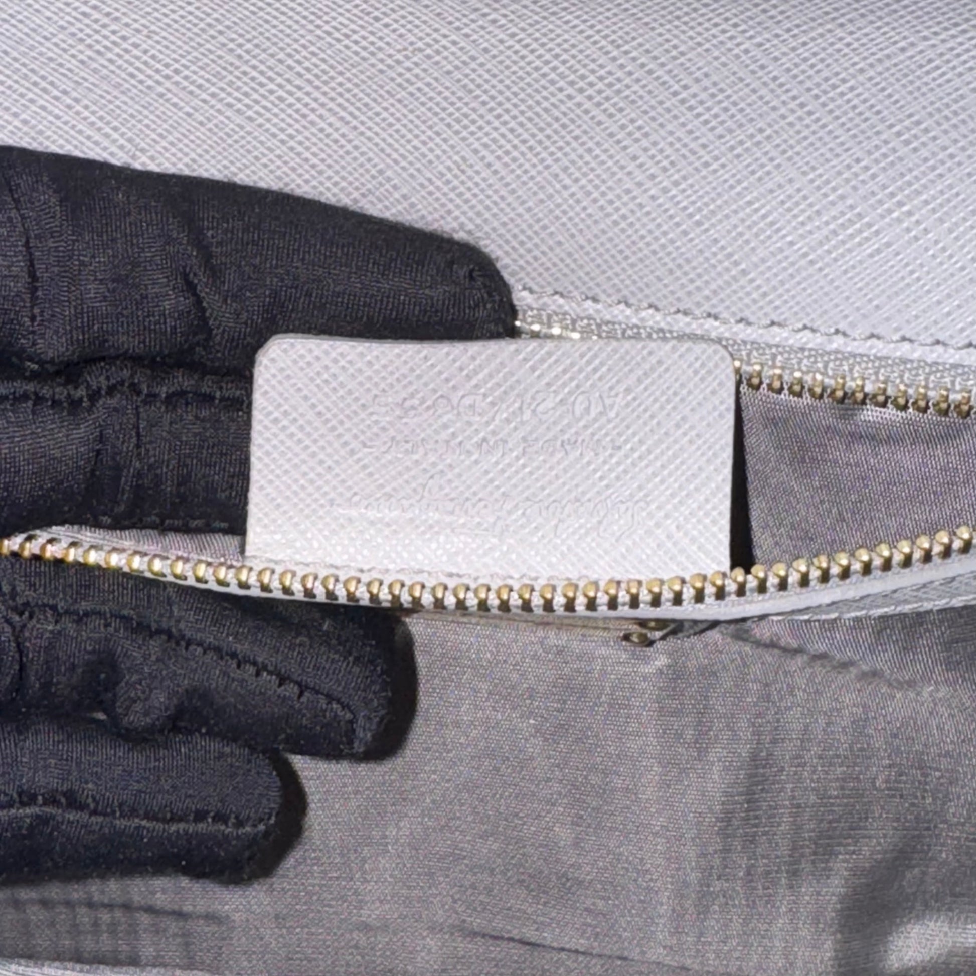 Ginny Chain Wallet Saffiano Leather