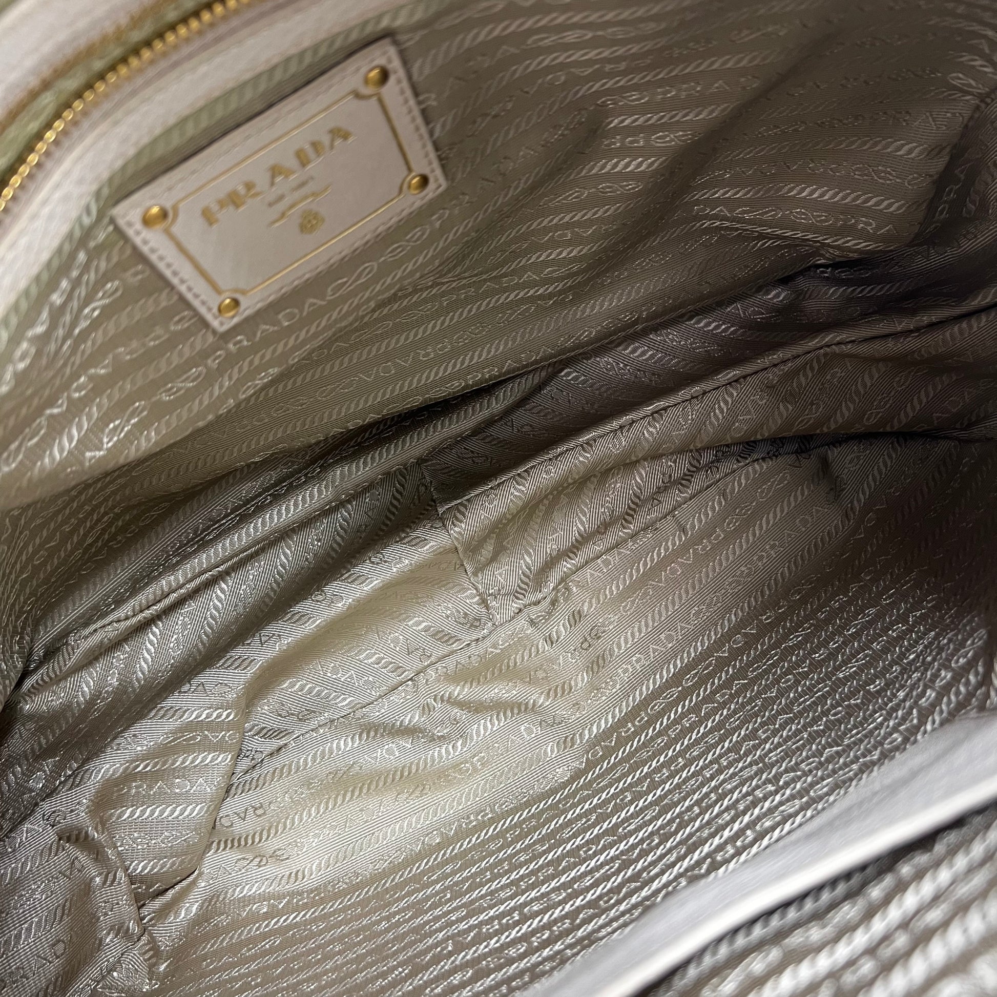 Off White Vitello Daino Leather Zip Hobo - twins