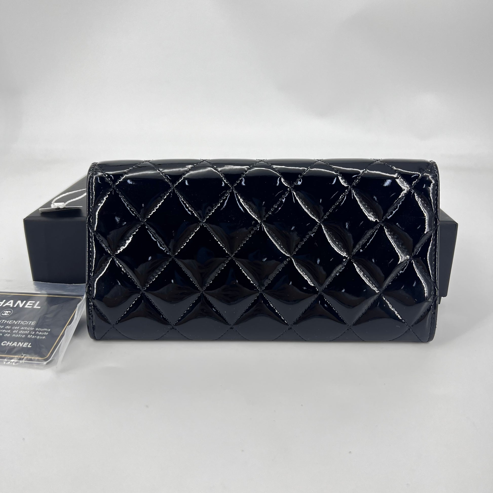 CC Gusset Flap Wallet Quilted Patent Long Twins