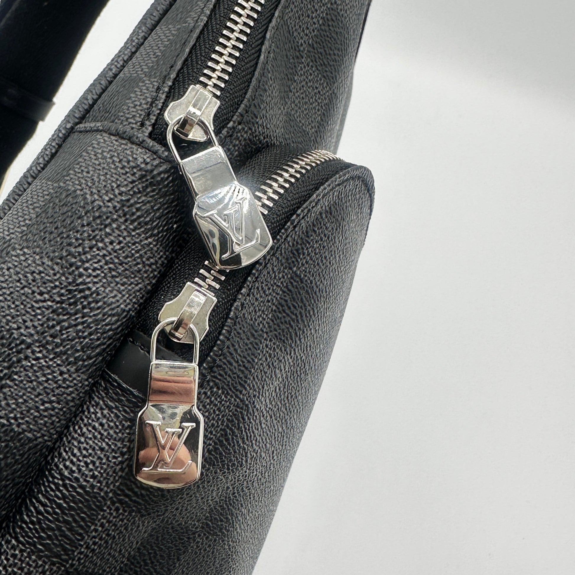 Avenue Slingbag