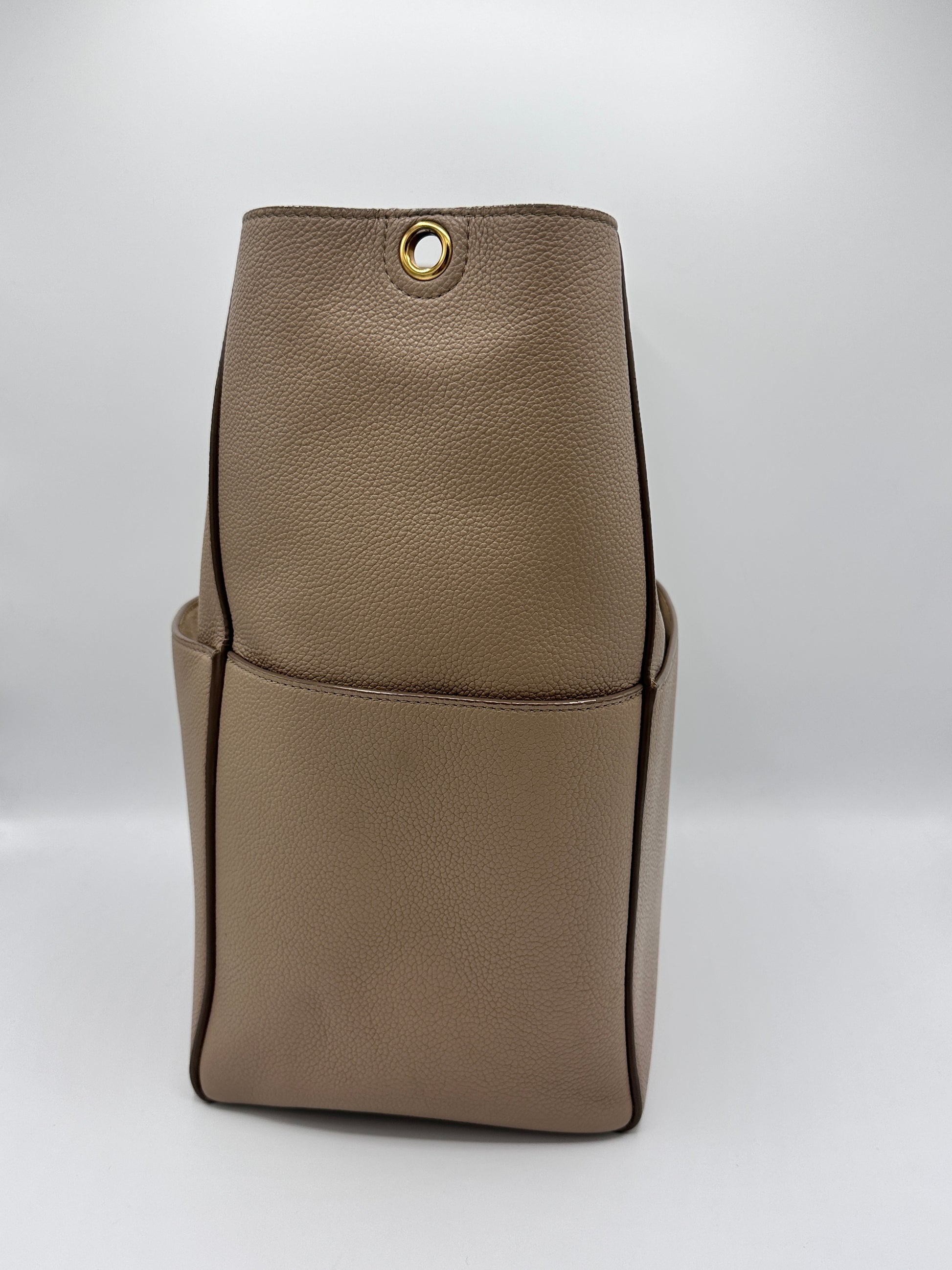 Twisted Cabas Tote Leather