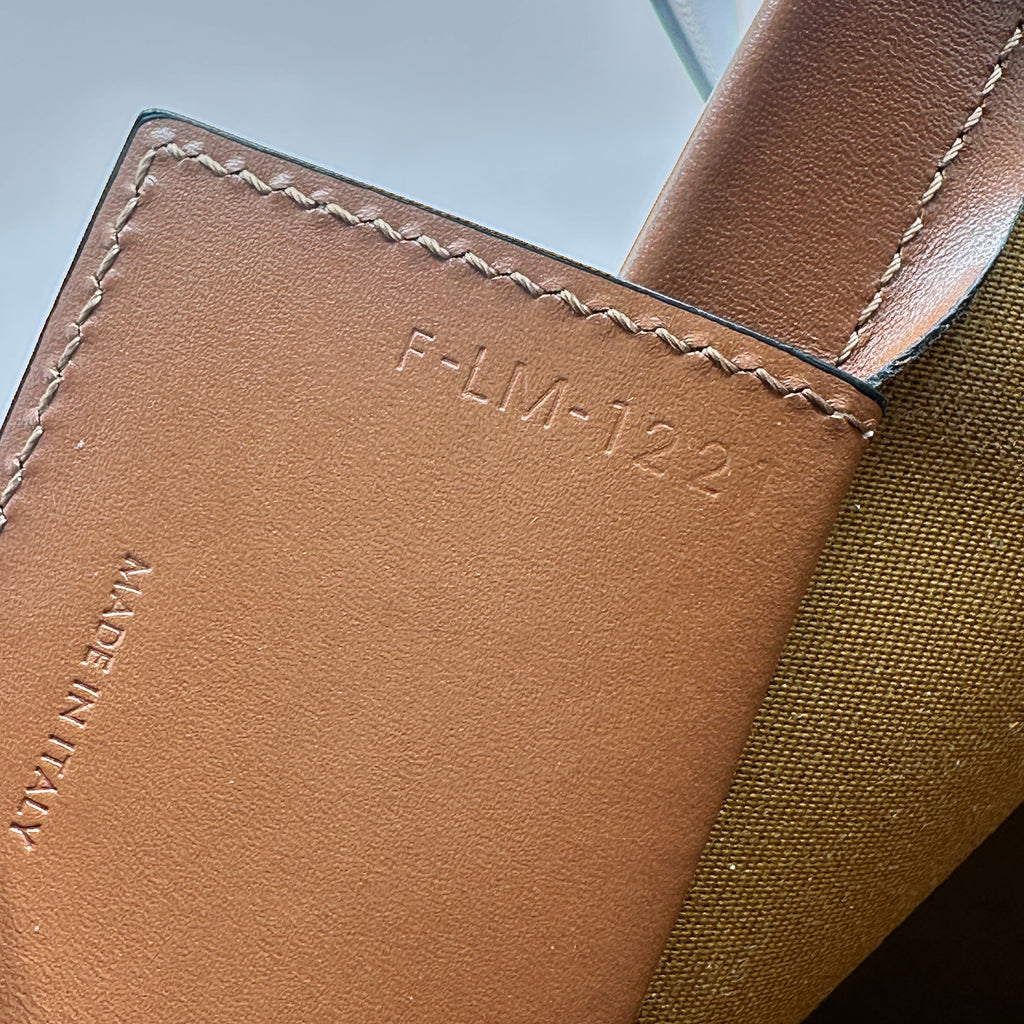 Calfskin Canvas Triomphe Large Couffin White