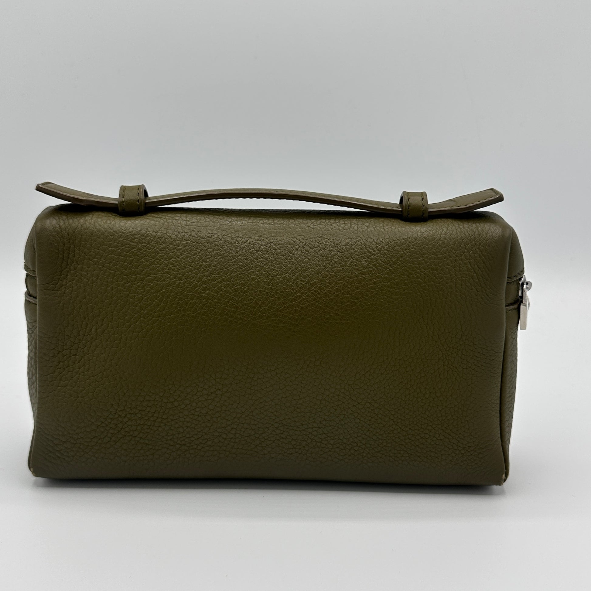 Extra Pocket L19 Grained Calfskin Pouch