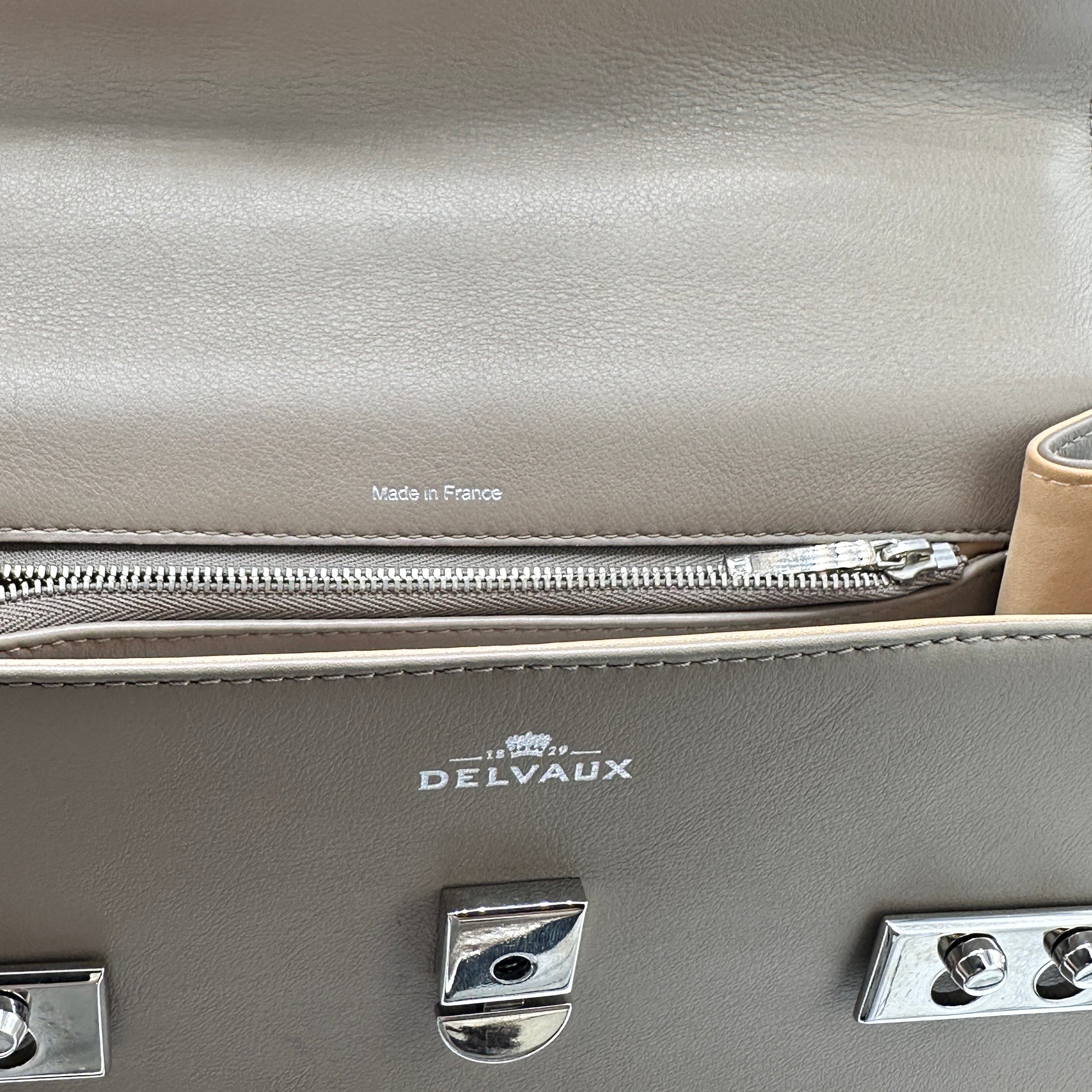 Tempete Top Handle Bag Leather MM
