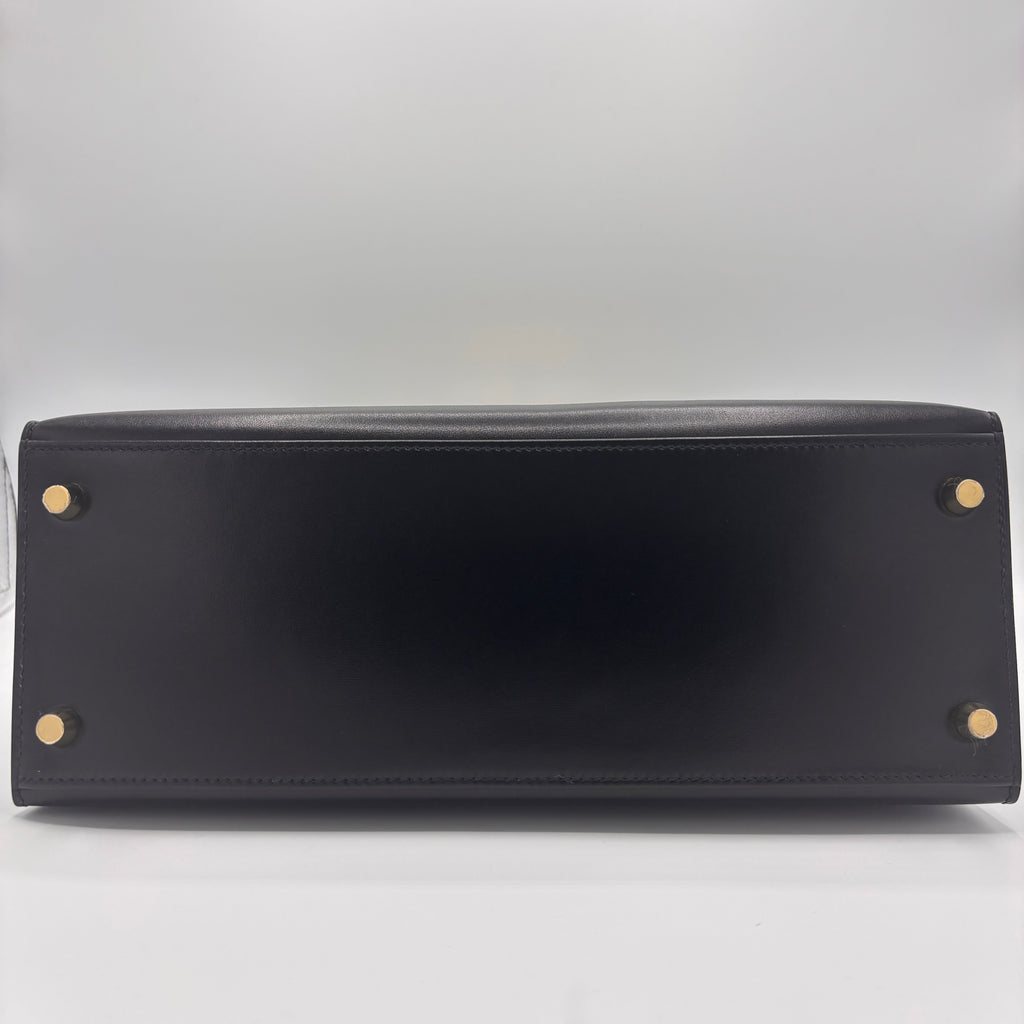 Kelly Handbag Noir Box Calf with Gold Hardware 28(D Stamp Year 2020)