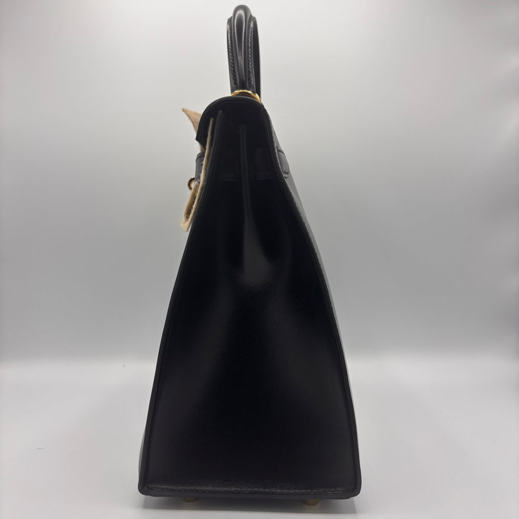 Kelly Handbag Noir Box Calf with Gold Hardware 28(D Stamp Year 2020)